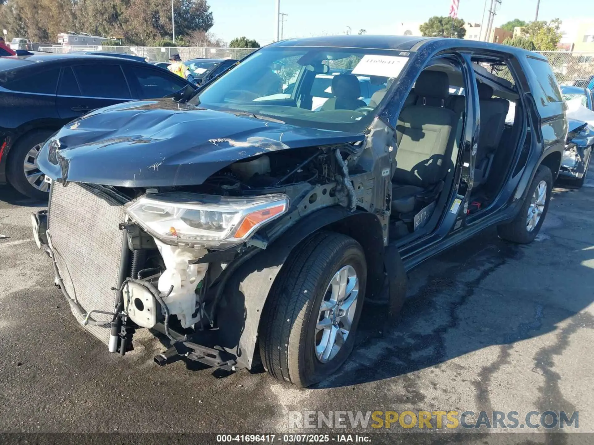 2 Photograph of a damaged car 1GNERFKW5LJ111620 CHEVROLET TRAVERSE 2020