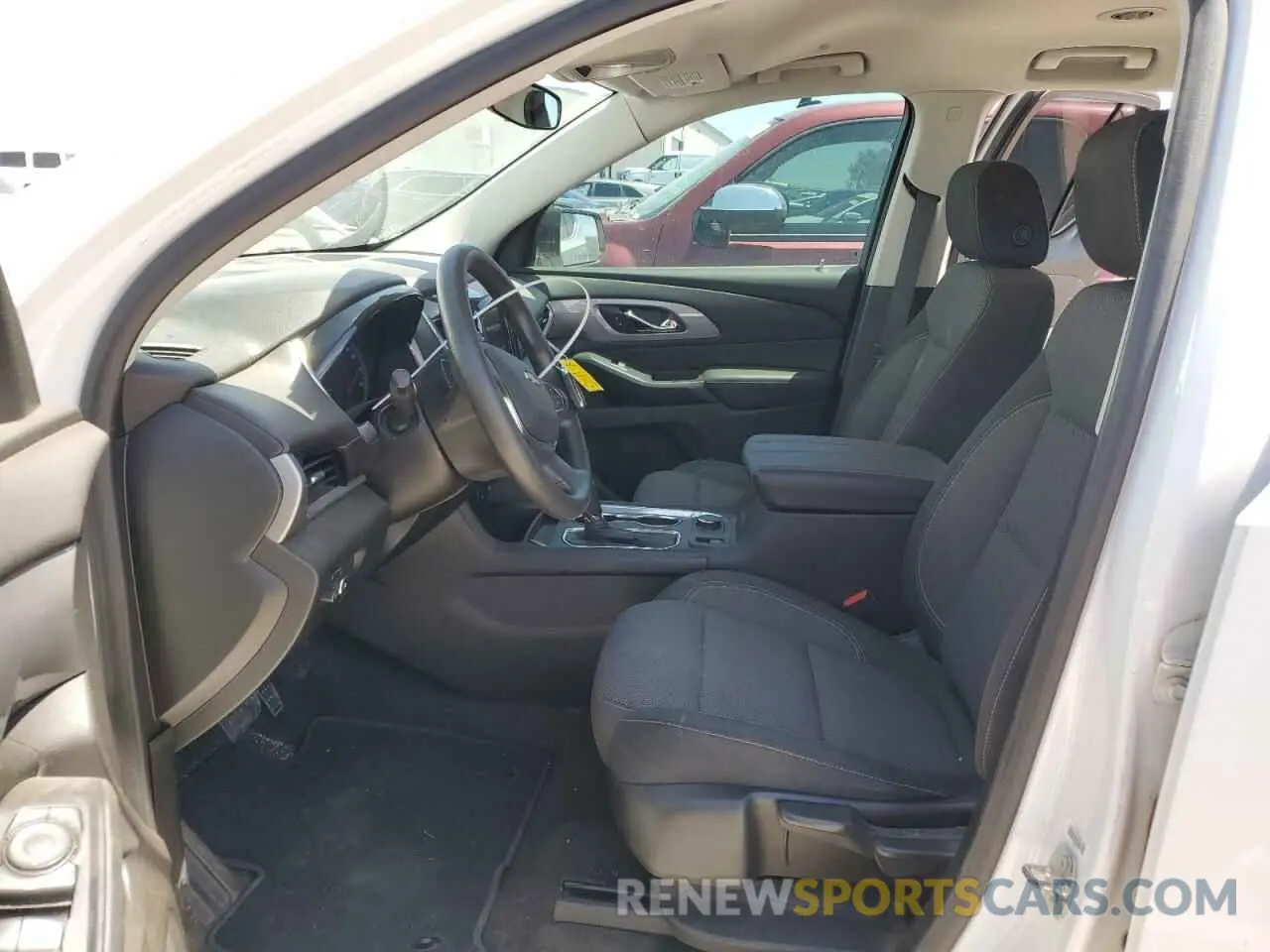 7 Photograph of a damaged car 1GNERFKW5LJ204475 CHEVROLET TRAVERSE 2020