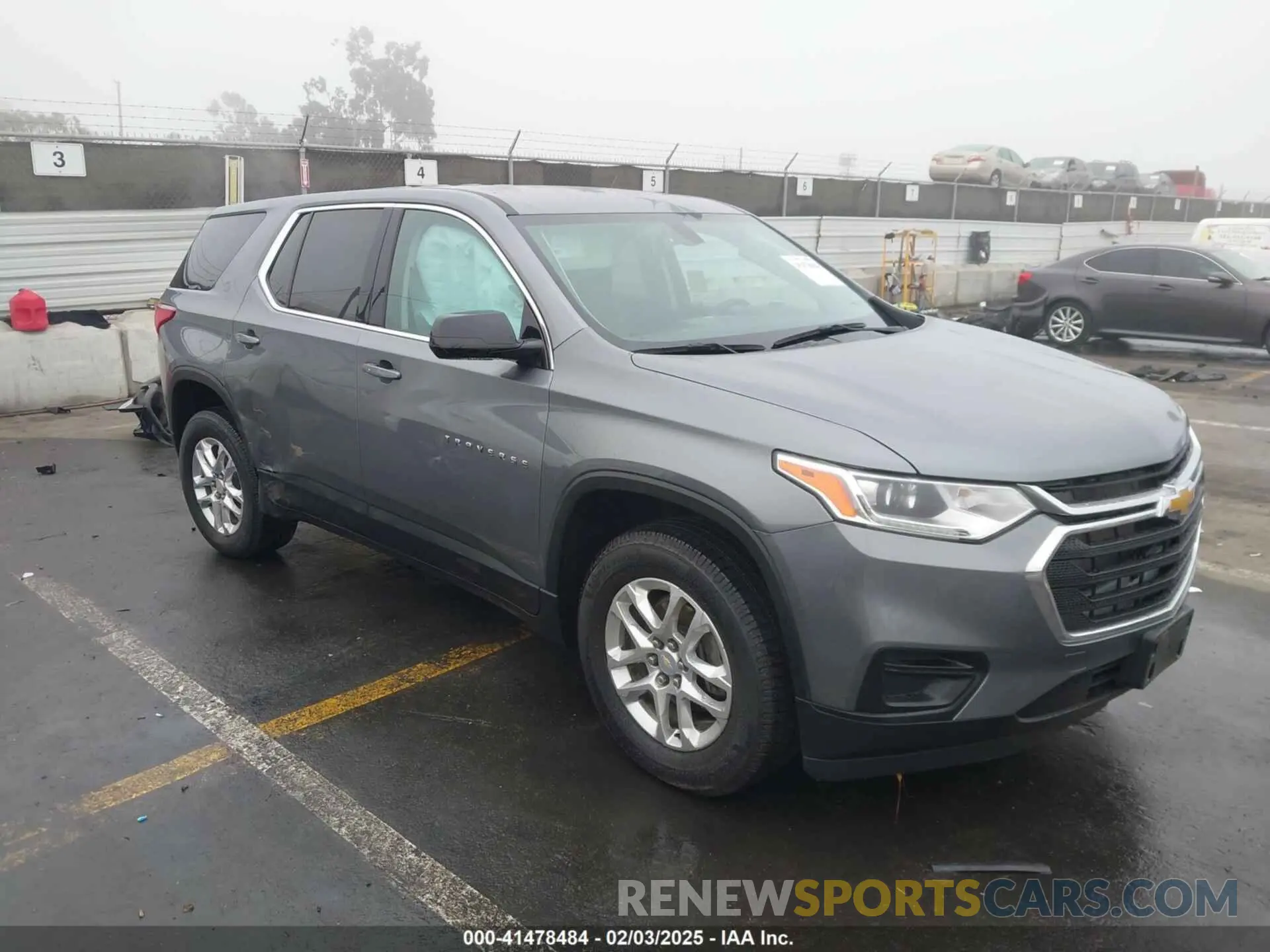 1 Photograph of a damaged car 1GNERFKW5LJ251442 CHEVROLET TRAVERSE 2020