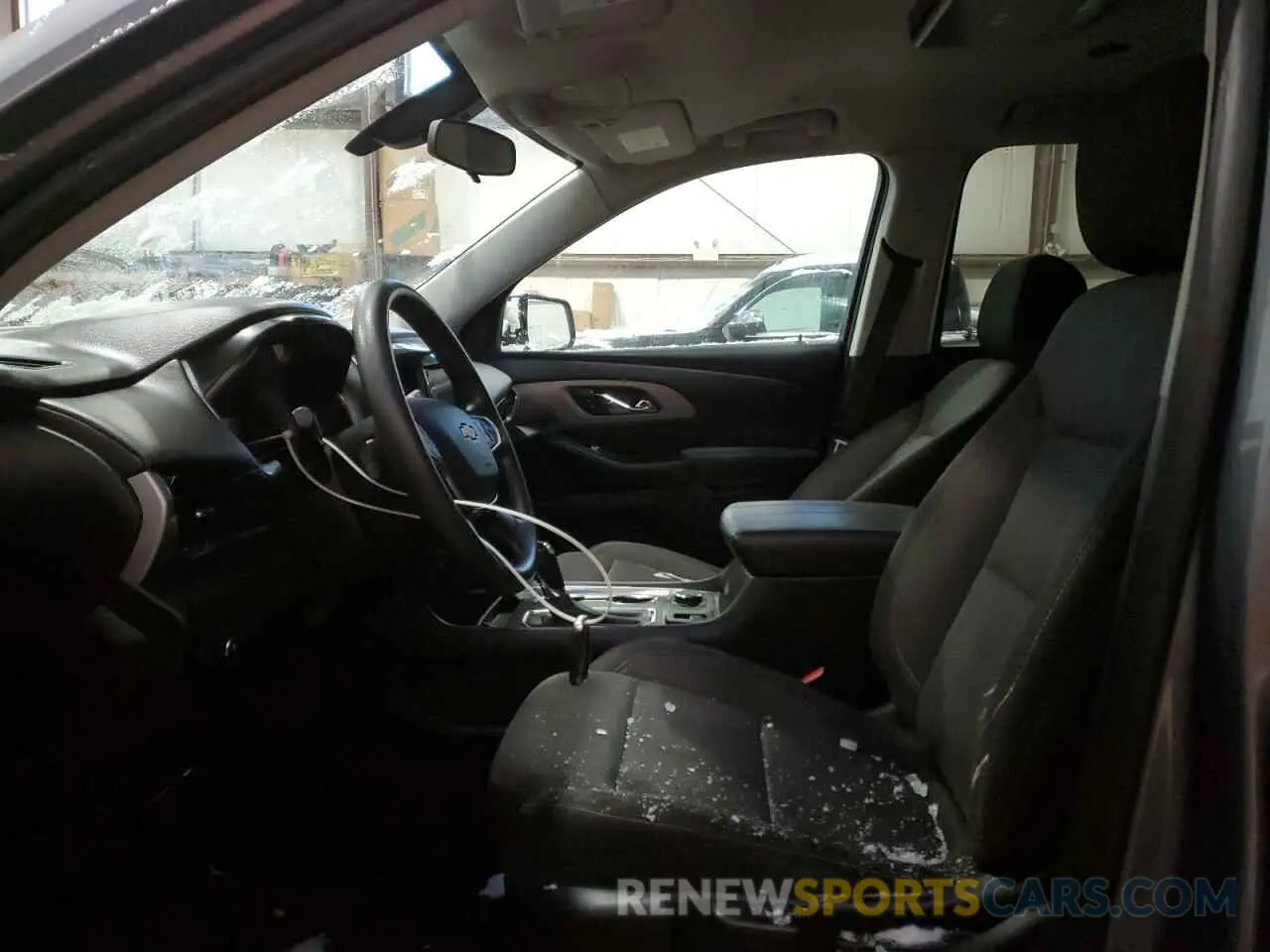 7 Photograph of a damaged car 1GNERFKW5LJ266927 CHEVROLET TRAVERSE 2020