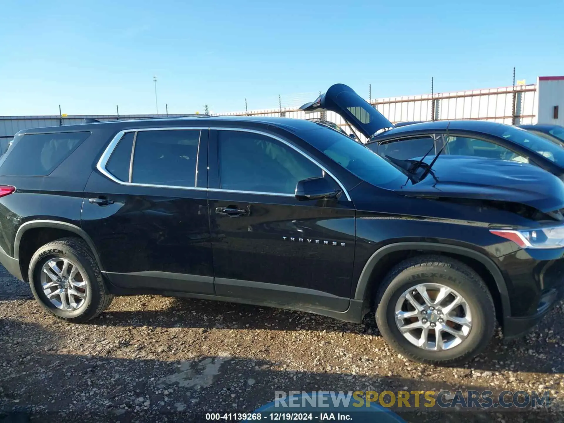 12 Photograph of a damaged car 1GNERFKW5LJ268158 CHEVROLET TRAVERSE 2020