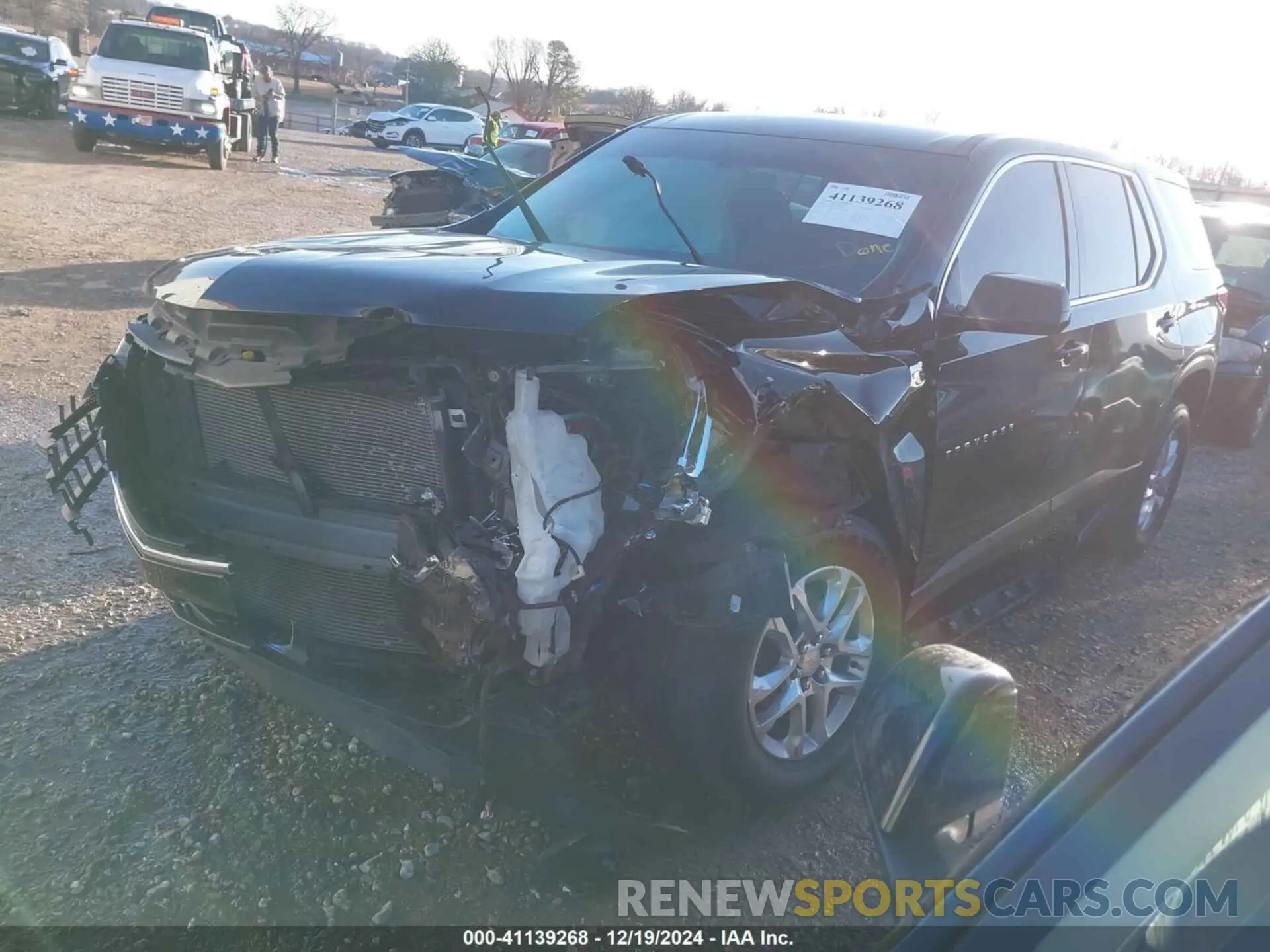 2 Photograph of a damaged car 1GNERFKW5LJ268158 CHEVROLET TRAVERSE 2020