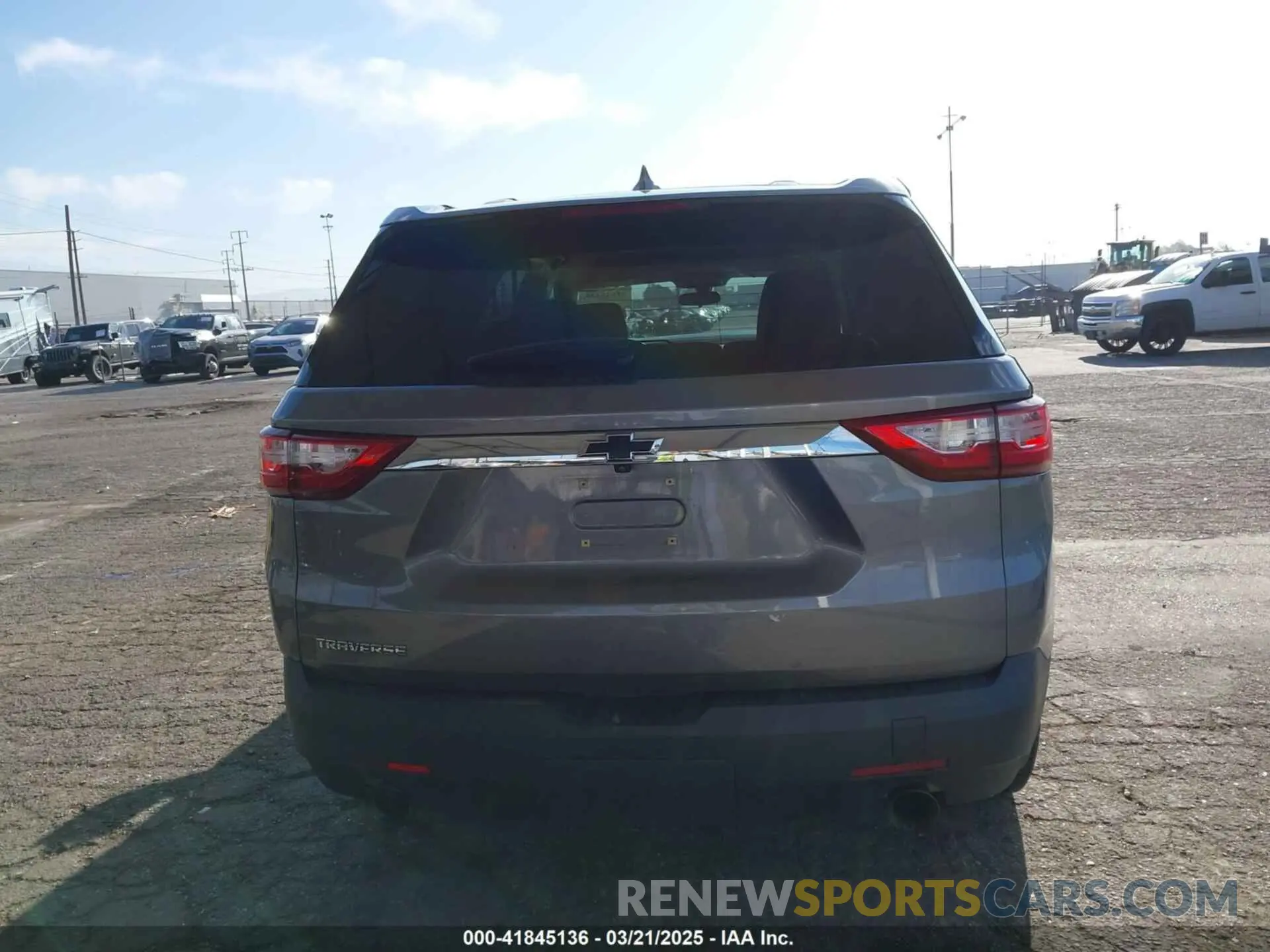 16 Photograph of a damaged car 1GNERFKW6LJ207966 CHEVROLET TRAVERSE 2020