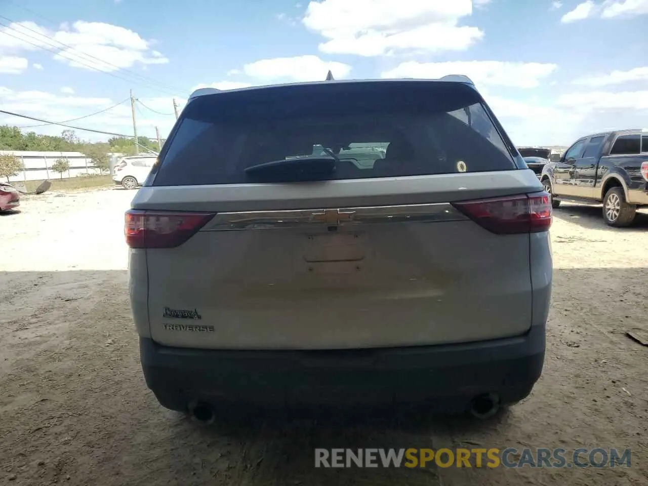 6 Photograph of a damaged car 1GNERFKW7LJ167445 CHEVROLET TRAVERSE 2020