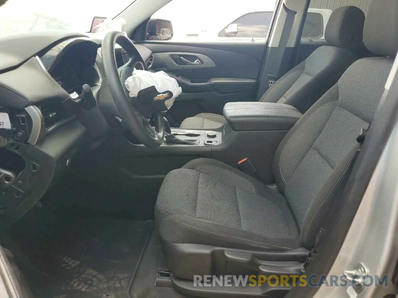 7 Photograph of a damaged car 1GNERFKW7LJ167445 CHEVROLET TRAVERSE 2020