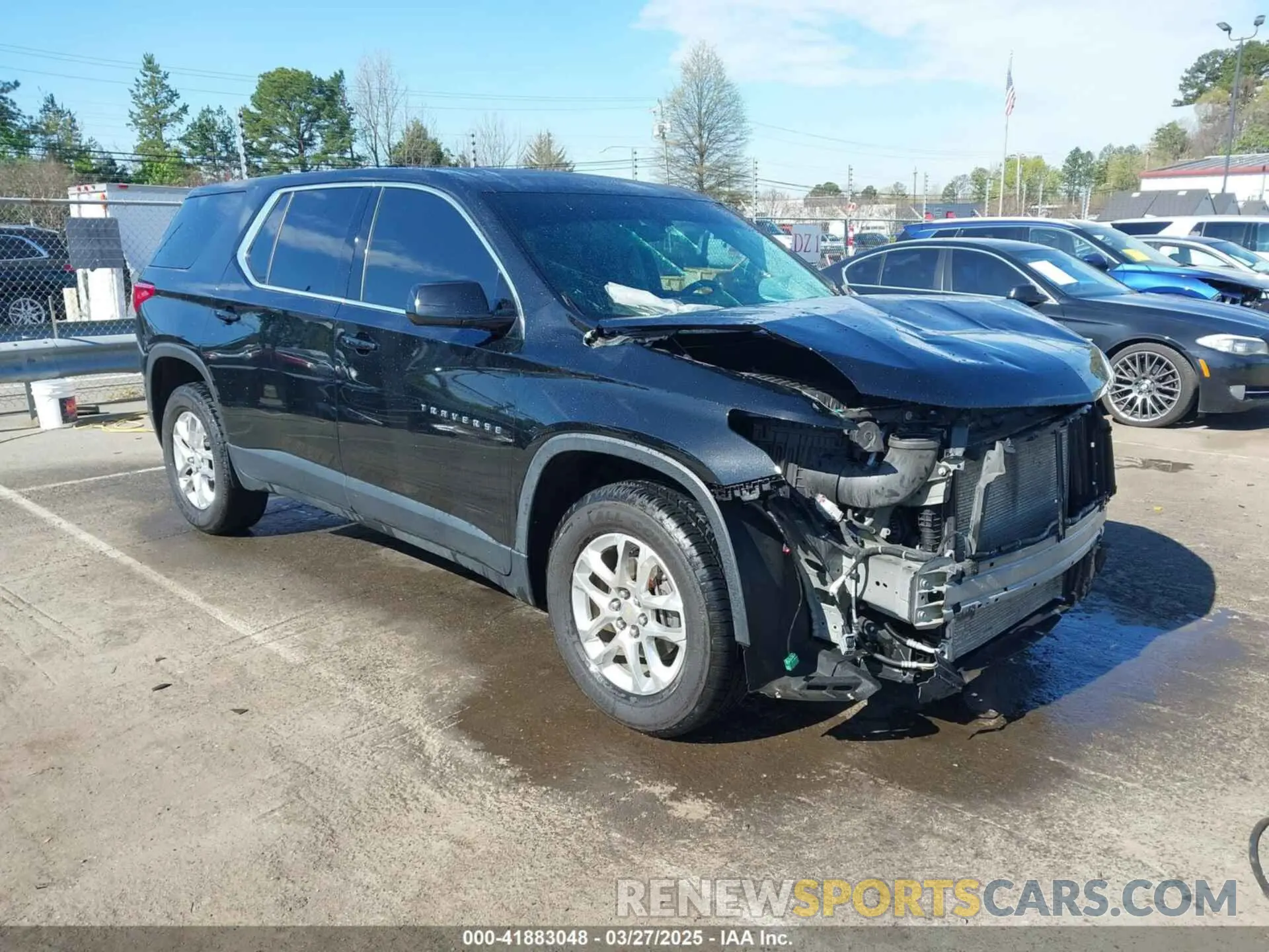 1 Photograph of a damaged car 1GNERFKW7LJ207118 CHEVROLET TRAVERSE 2020