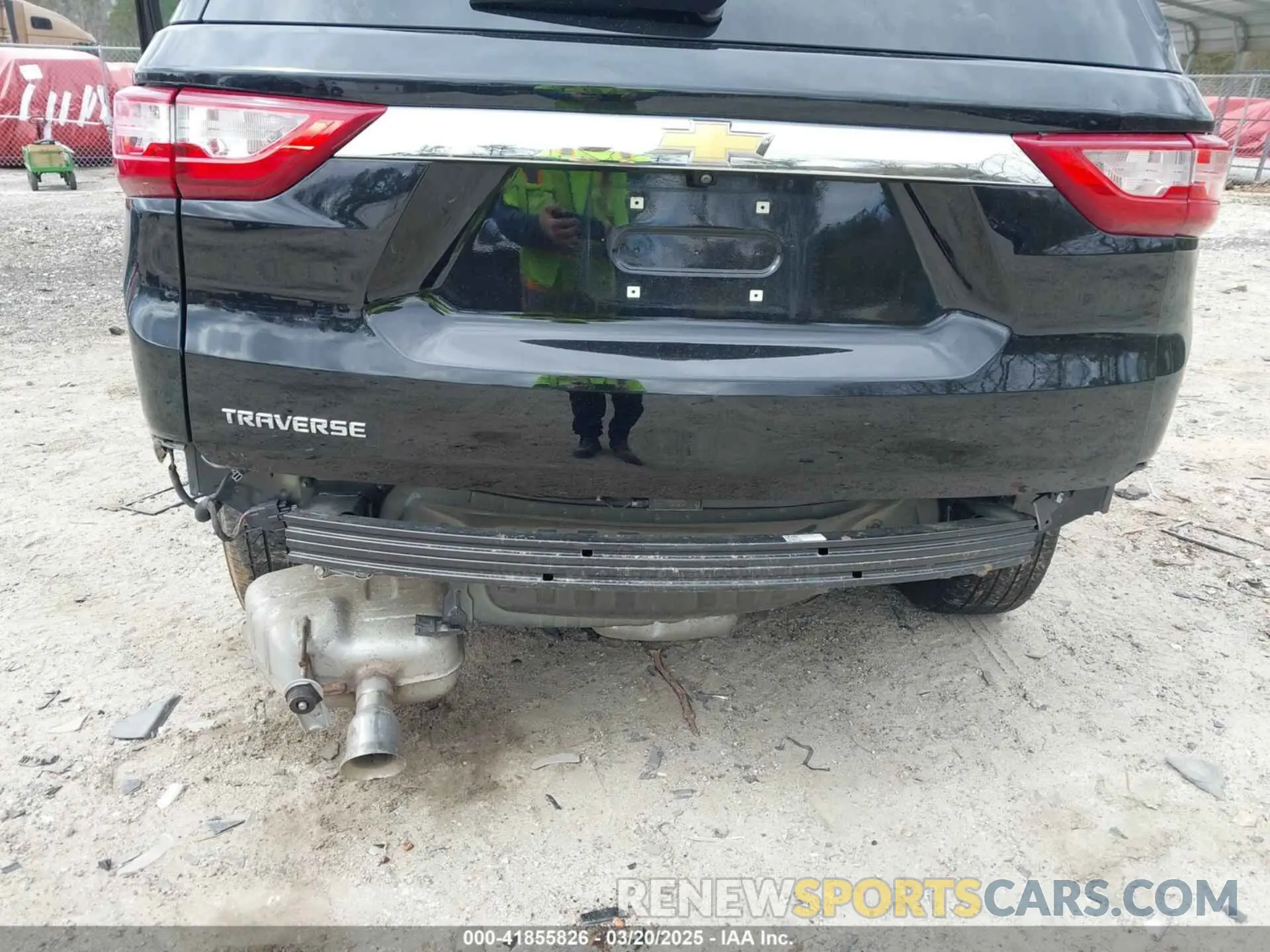 6 Photograph of a damaged car 1GNERFKW7LJ279646 CHEVROLET TRAVERSE 2020
