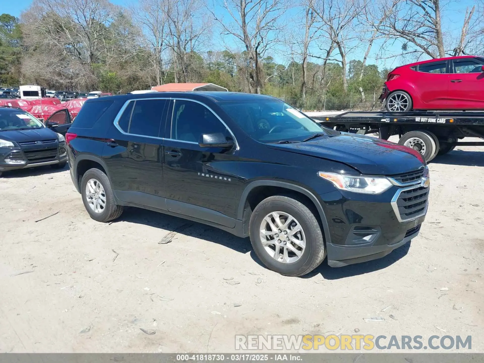 1 Photograph of a damaged car 1GNERFKW7LJ289125 CHEVROLET TRAVERSE 2020