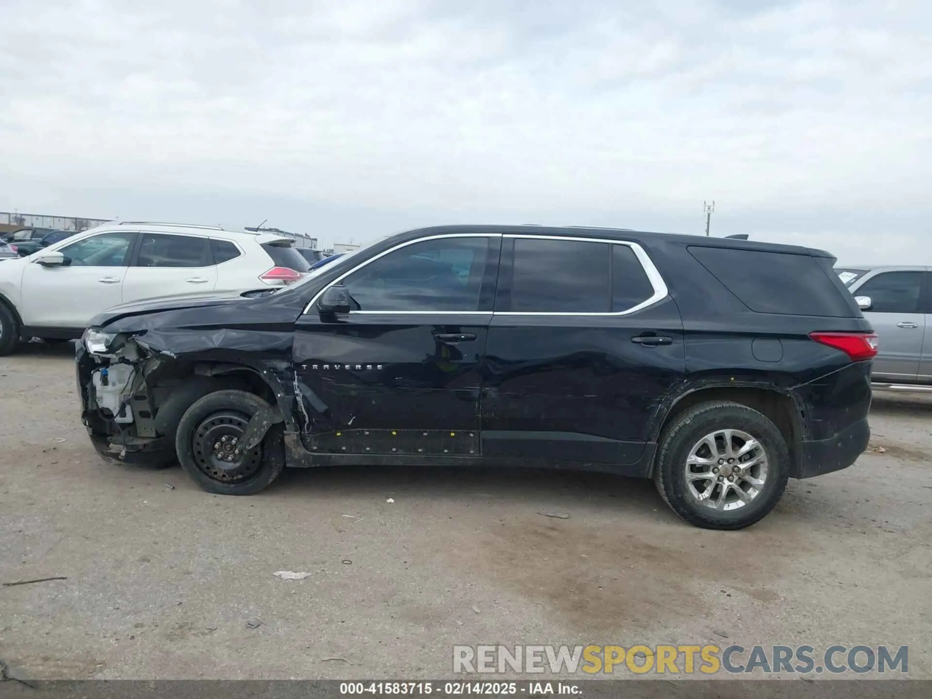 14 Photograph of a damaged car 1GNERFKW7LJ313519 CHEVROLET TRAVERSE 2020
