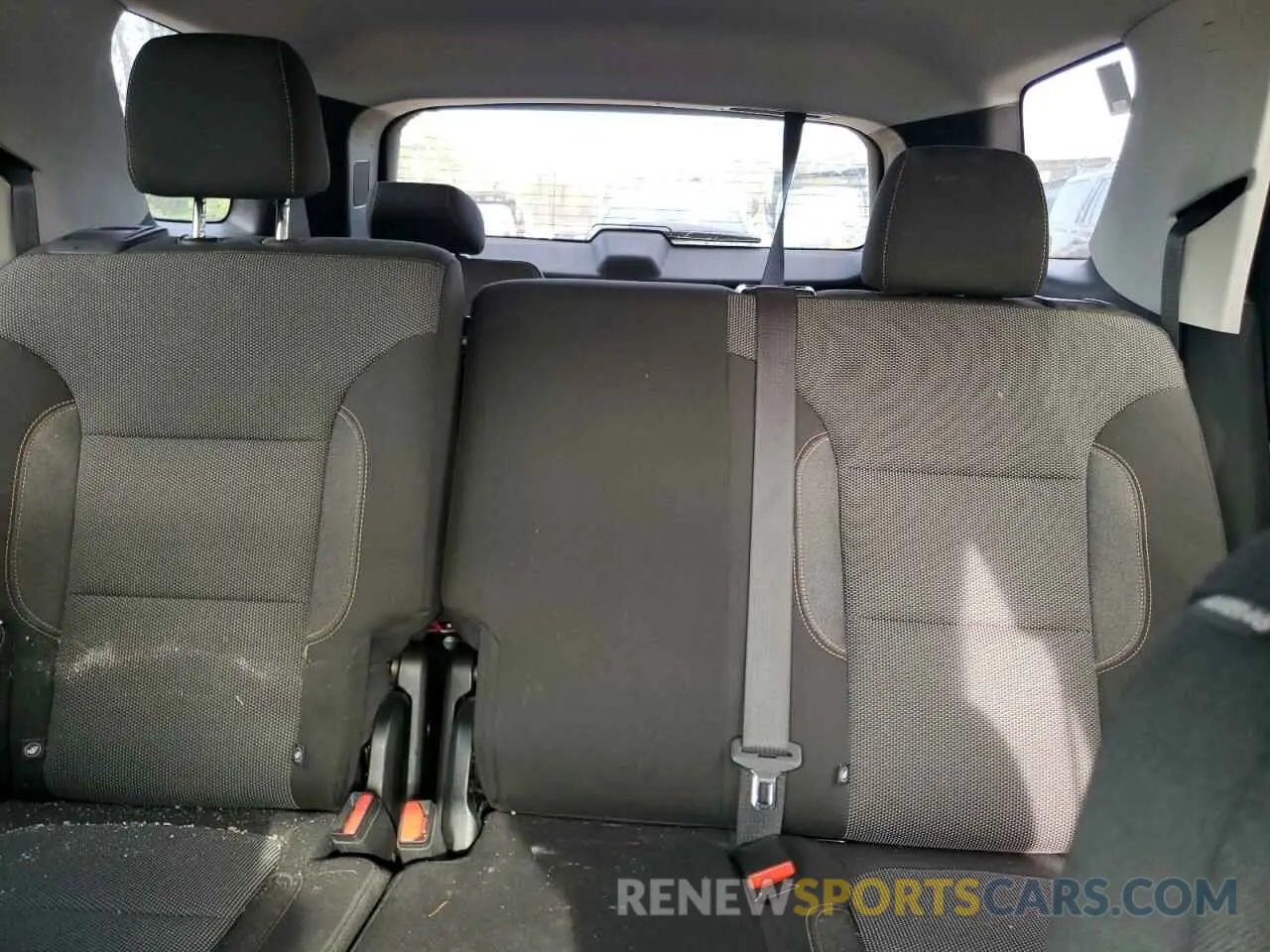 10 Photograph of a damaged car 1GNERFKW7LJ313830 CHEVROLET TRAVERSE 2020