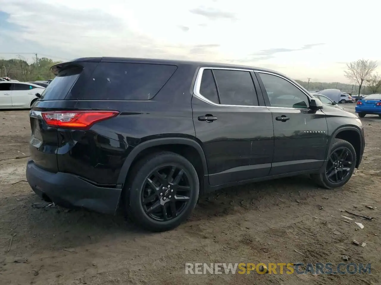 3 Photograph of a damaged car 1GNERFKW7LJ313830 CHEVROLET TRAVERSE 2020