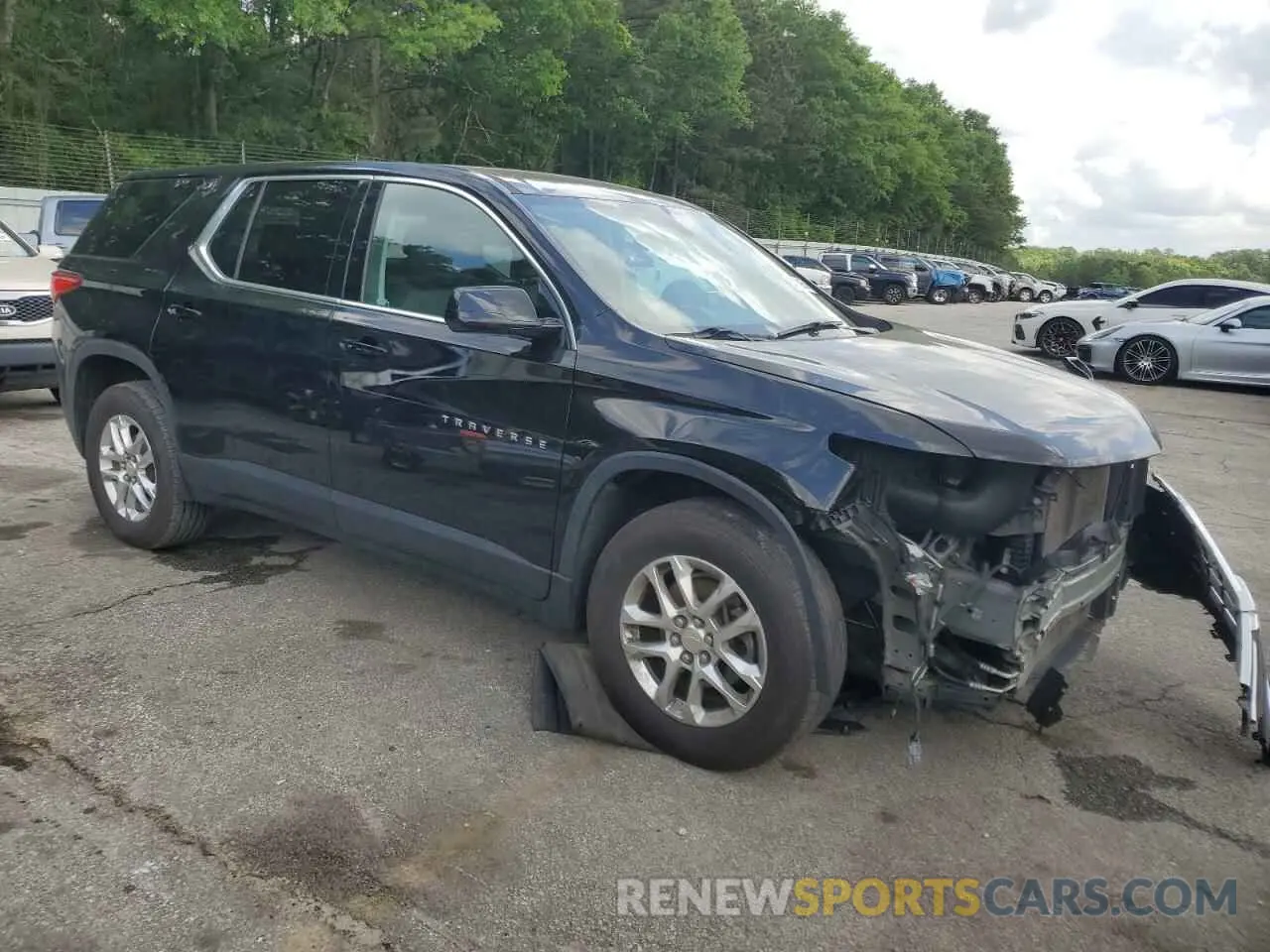 4 Photograph of a damaged car 1GNERFKW8LJ115208 CHEVROLET TRAVERSE 2020