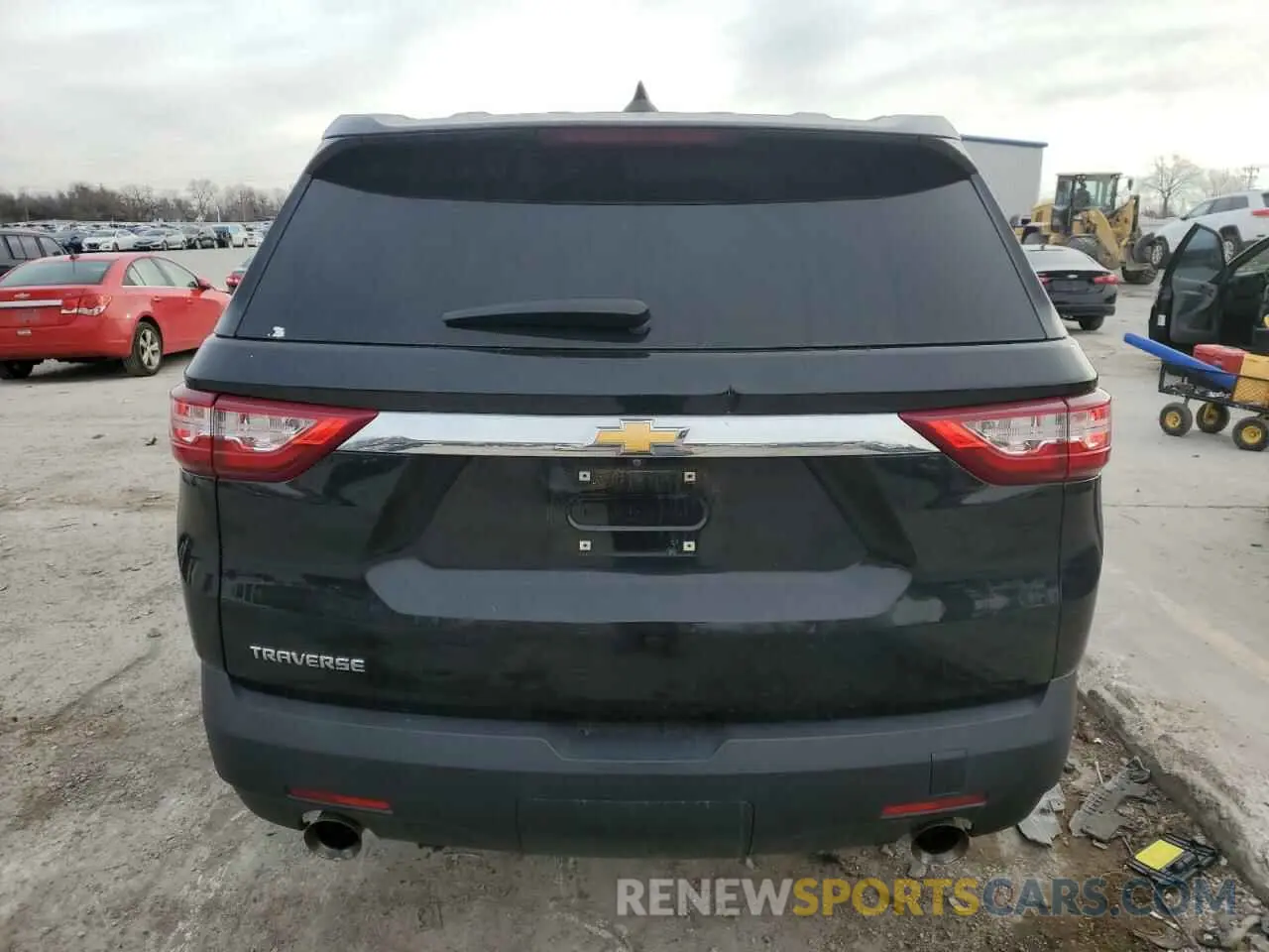 6 Photograph of a damaged car 1GNERFKW8LJ118321 CHEVROLET TRAVERSE 2020