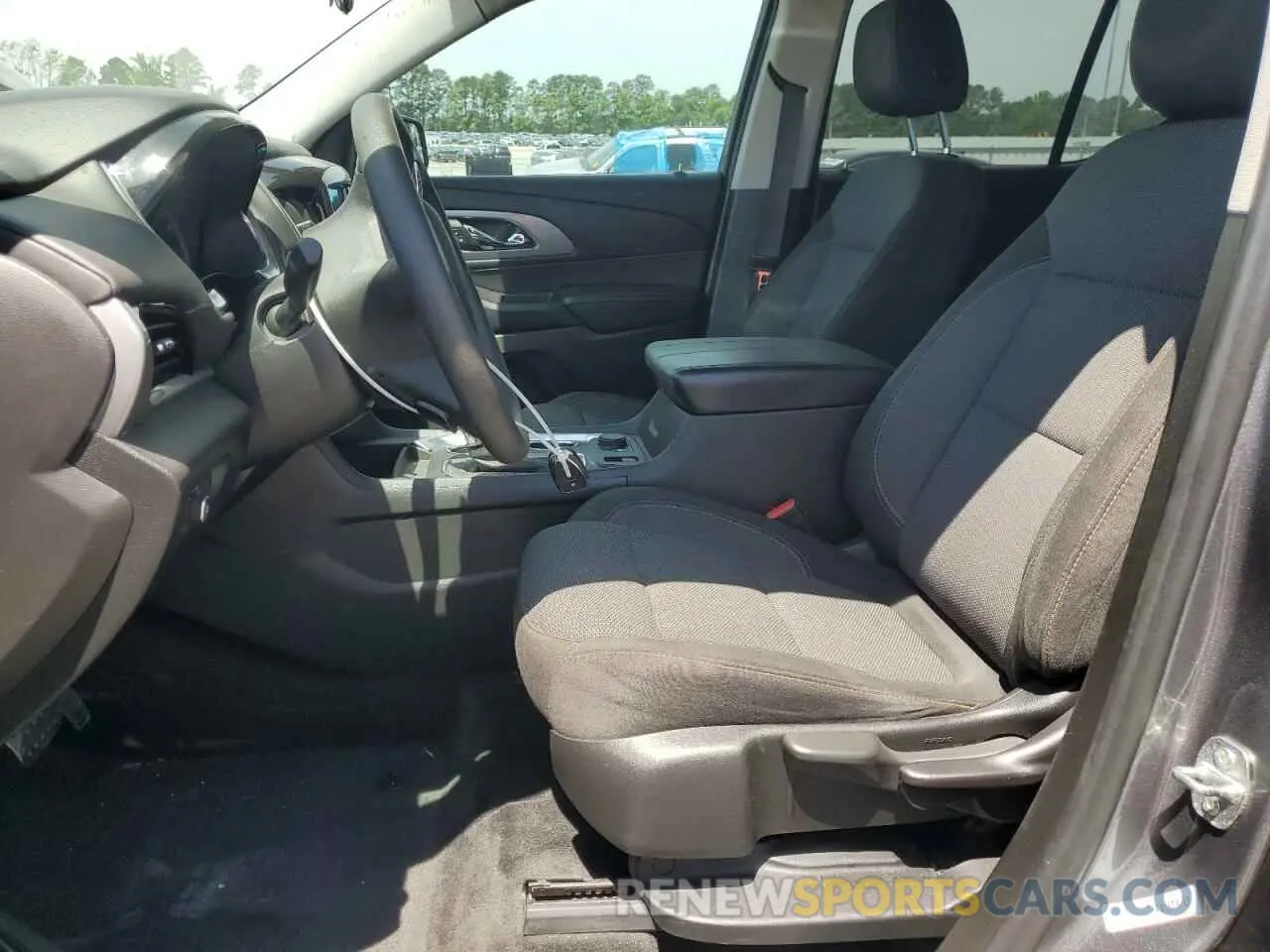 7 Photograph of a damaged car 1GNERFKW8LJ139668 CHEVROLET TRAVERSE 2020