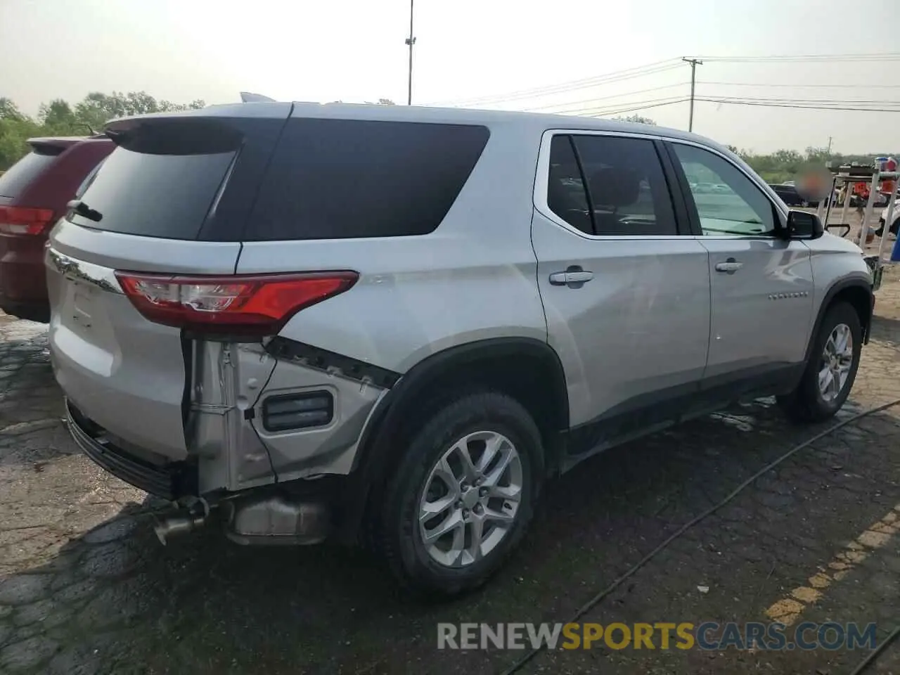 3 Photograph of a damaged car 1GNERFKW8LJ160889 CHEVROLET TRAVERSE 2020