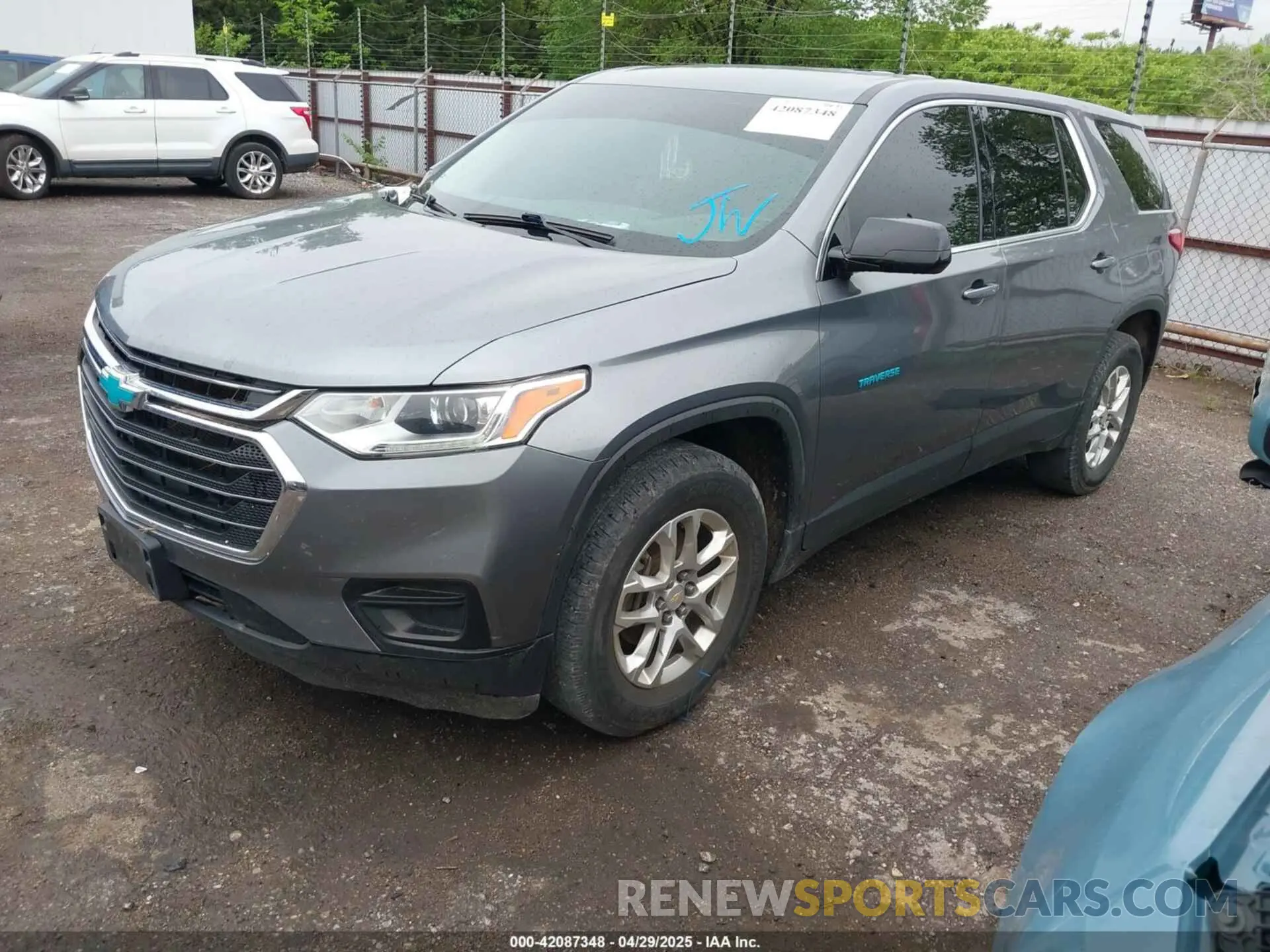 2 Photograph of a damaged car 1GNERFKW8LJ185193 CHEVROLET TRAVERSE 2020