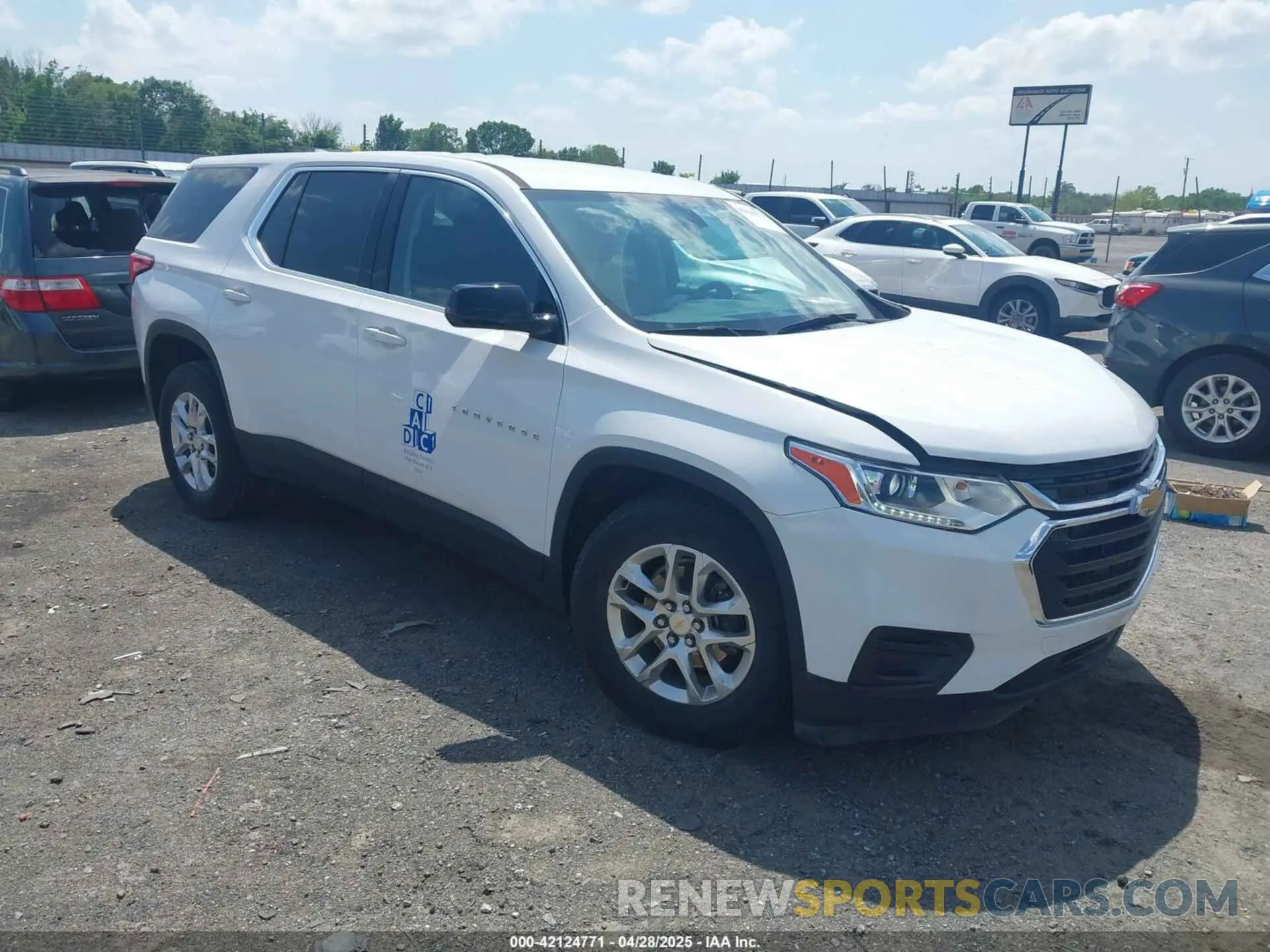 1 Photograph of a damaged car 1GNERFKW8LJ262886 CHEVROLET TRAVERSE 2020