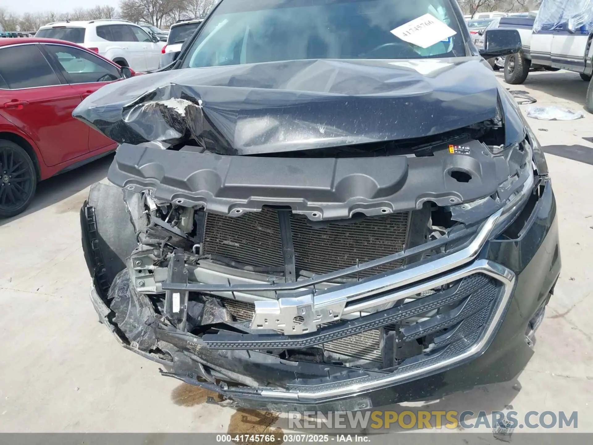 12 Photograph of a damaged car 1GNERFKW8LJ275914 CHEVROLET TRAVERSE 2020