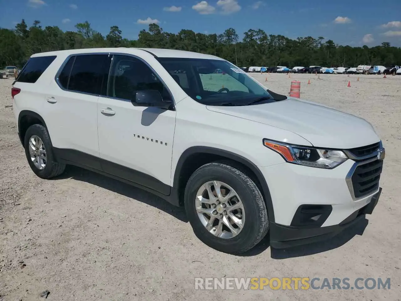 4 Photograph of a damaged car 1GNERFKW8LJ298724 CHEVROLET TRAVERSE 2020