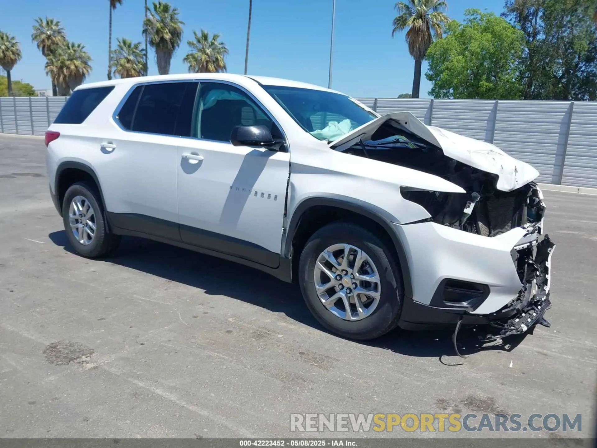 1 Photograph of a damaged car 1GNERFKW8LJ321354 CHEVROLET TRAVERSE 2020