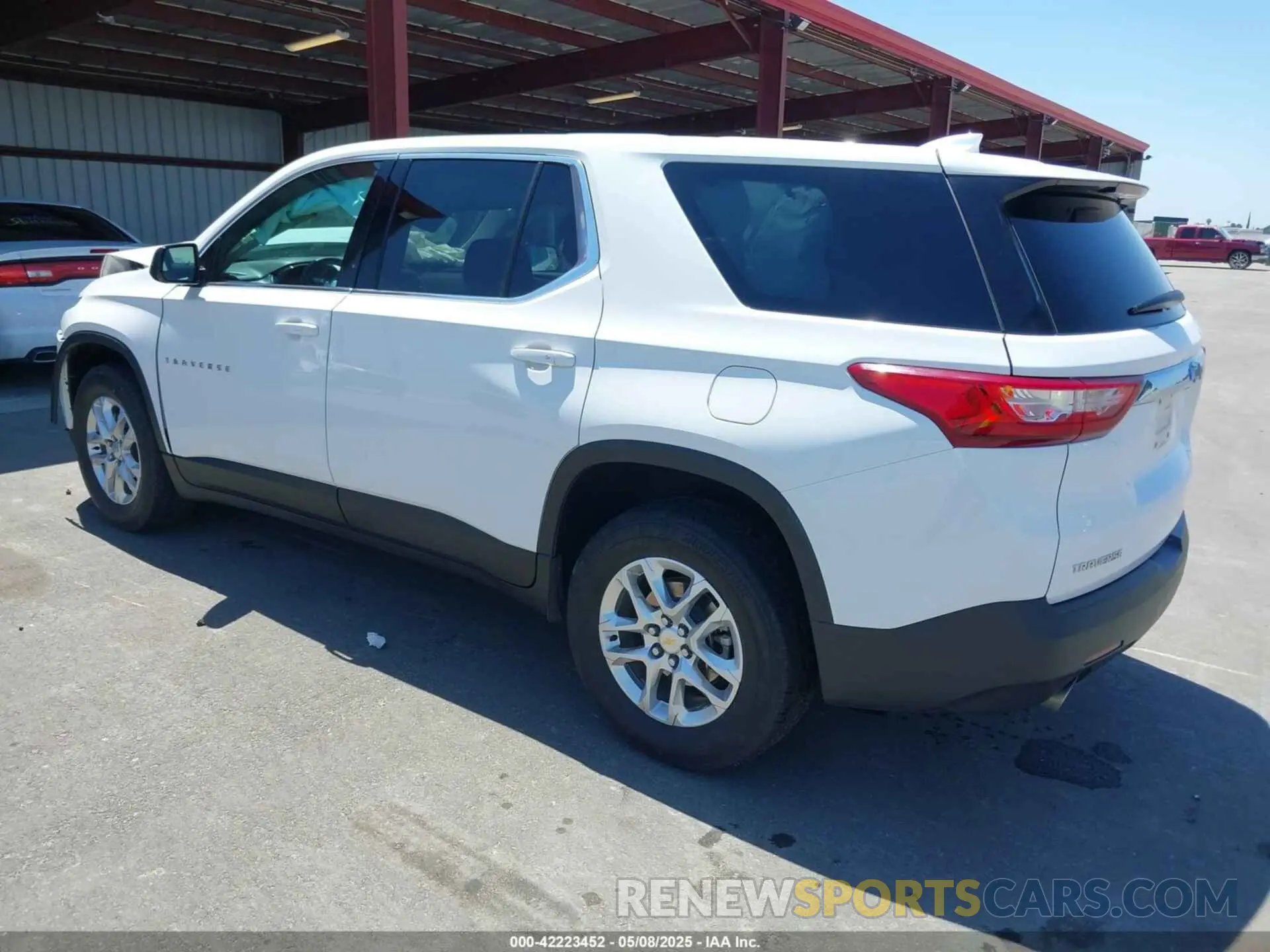 3 Photograph of a damaged car 1GNERFKW8LJ321354 CHEVROLET TRAVERSE 2020