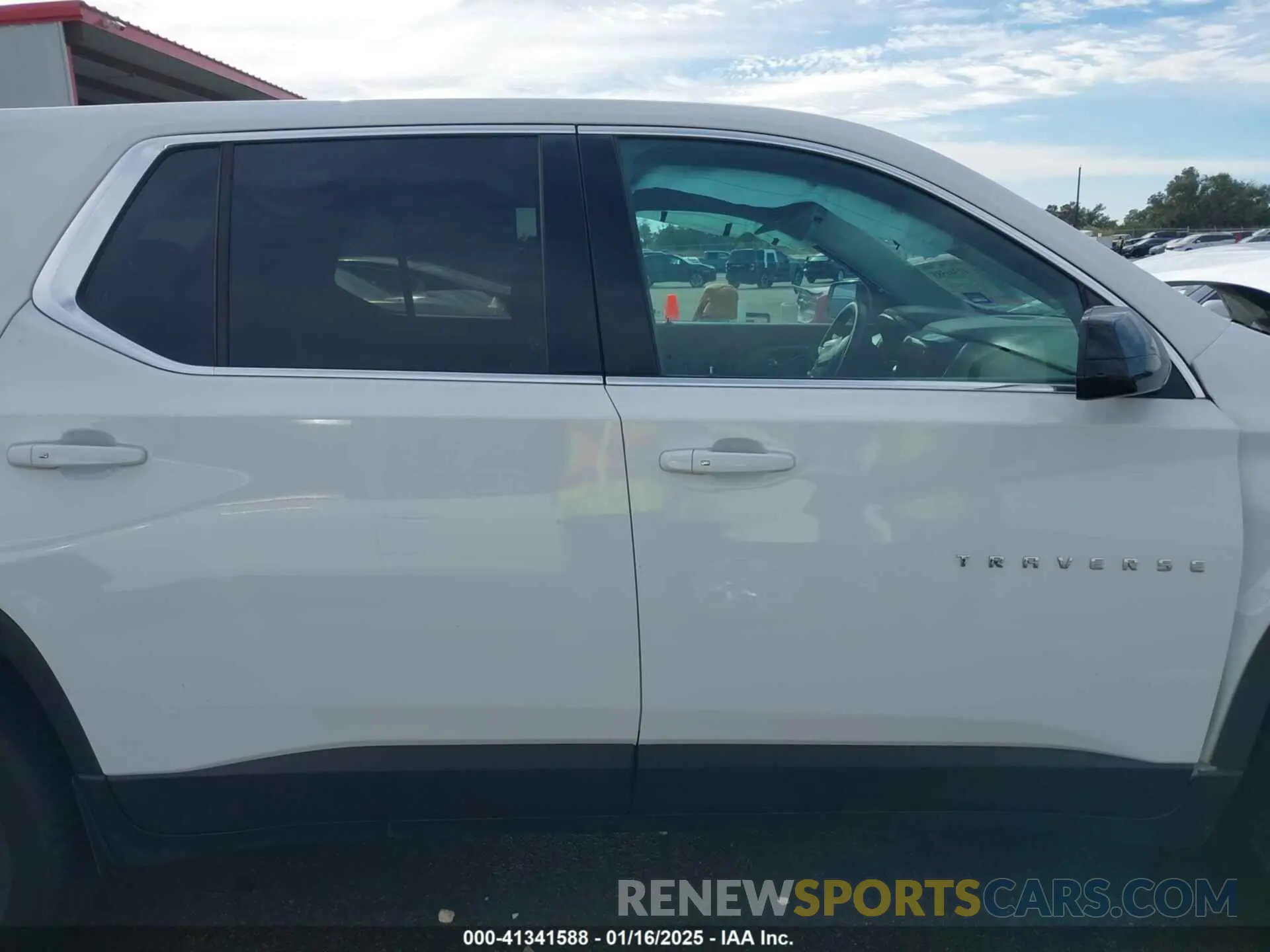 14 Photograph of a damaged car 1GNERFKW9LJ233686 CHEVROLET TRAVERSE 2020