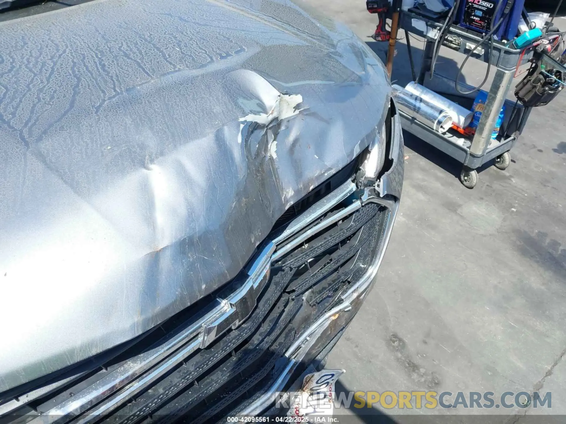 12 Photograph of a damaged car 1GNERFKW9LJ248110 CHEVROLET TRAVERSE 2020