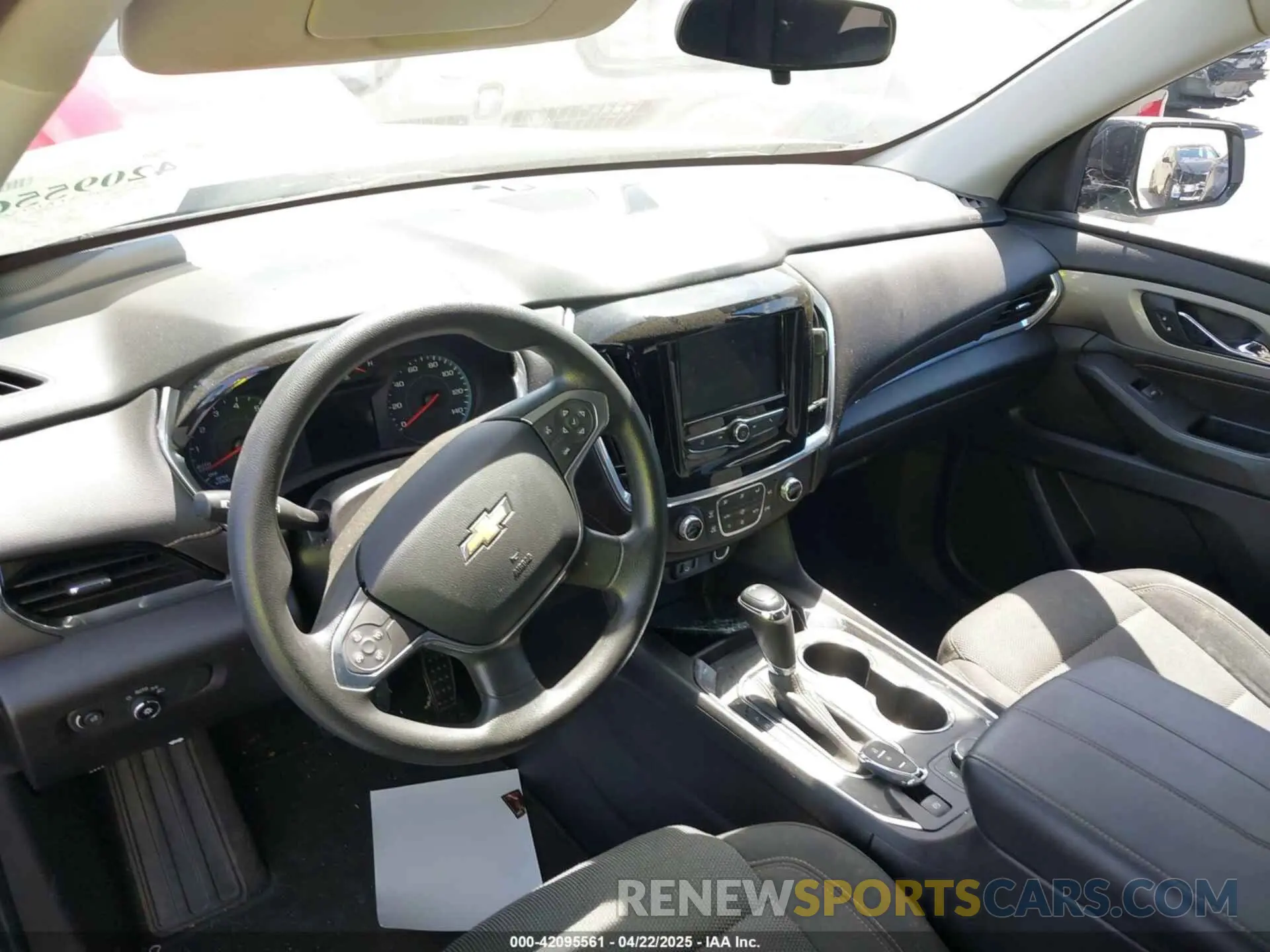 20 Photograph of a damaged car 1GNERFKW9LJ248110 CHEVROLET TRAVERSE 2020