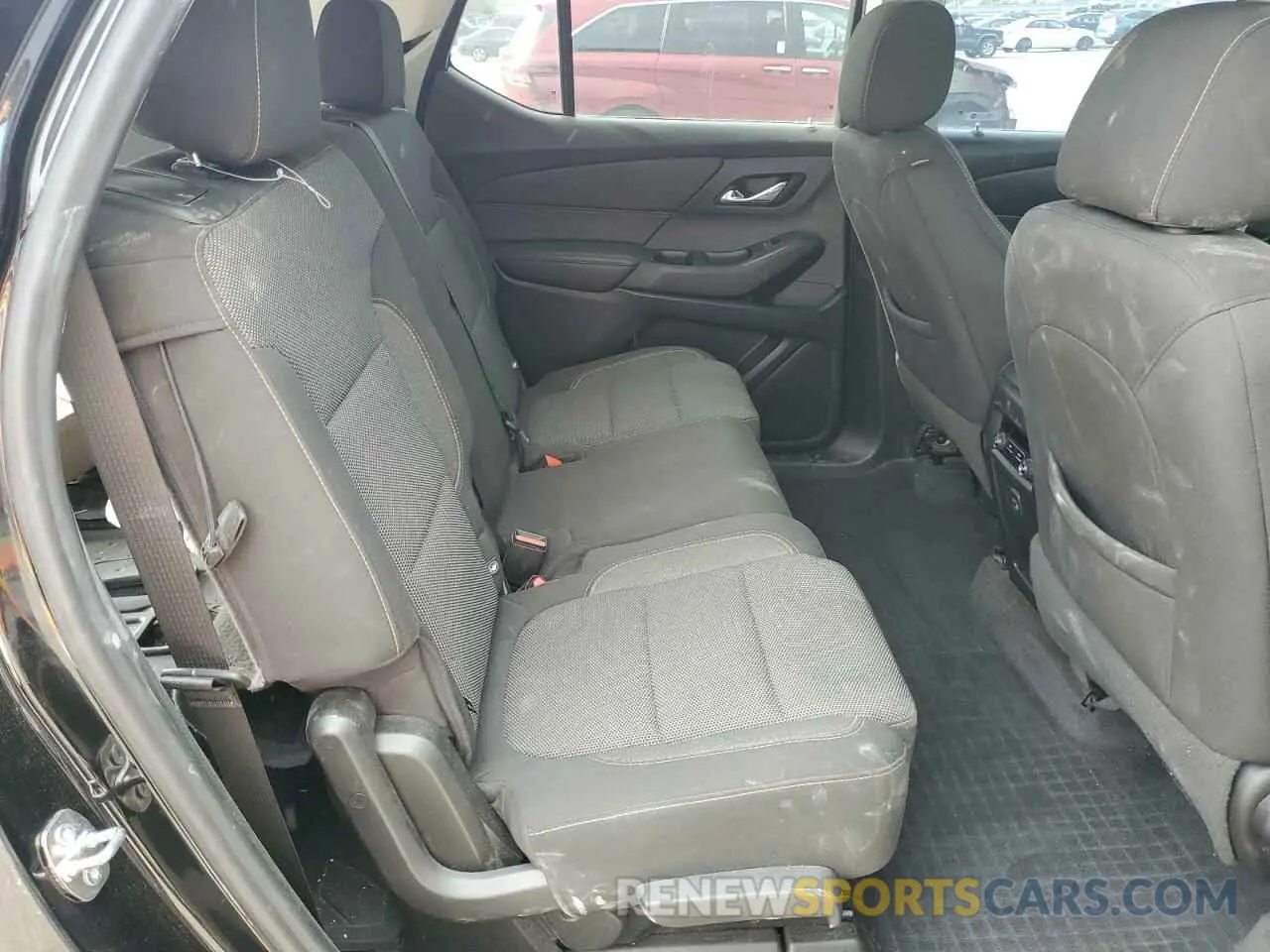 11 Photograph of a damaged car 1GNERFKW9LJ253548 CHEVROLET TRAVERSE 2020