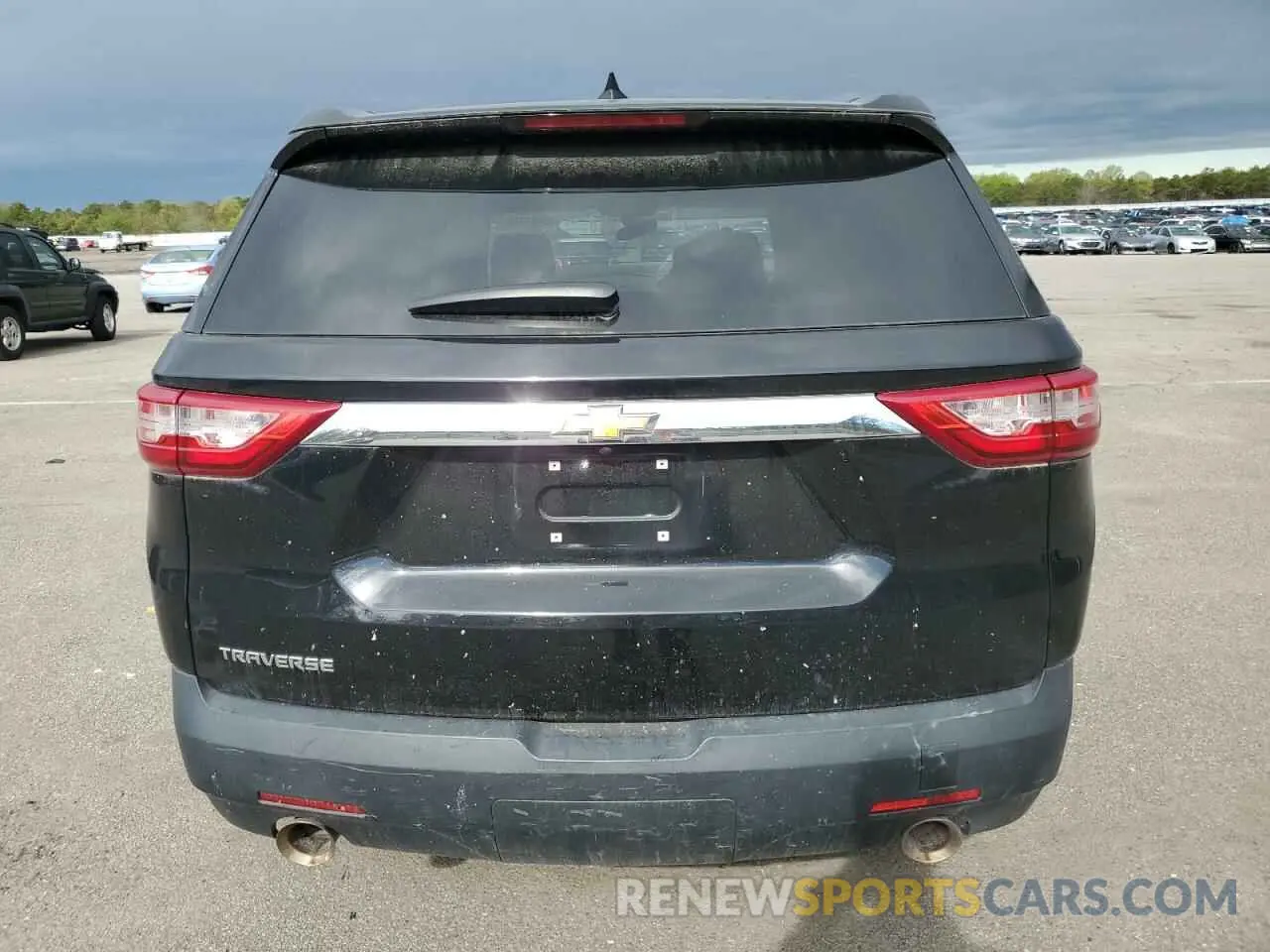 6 Photograph of a damaged car 1GNERFKW9LJ253548 CHEVROLET TRAVERSE 2020