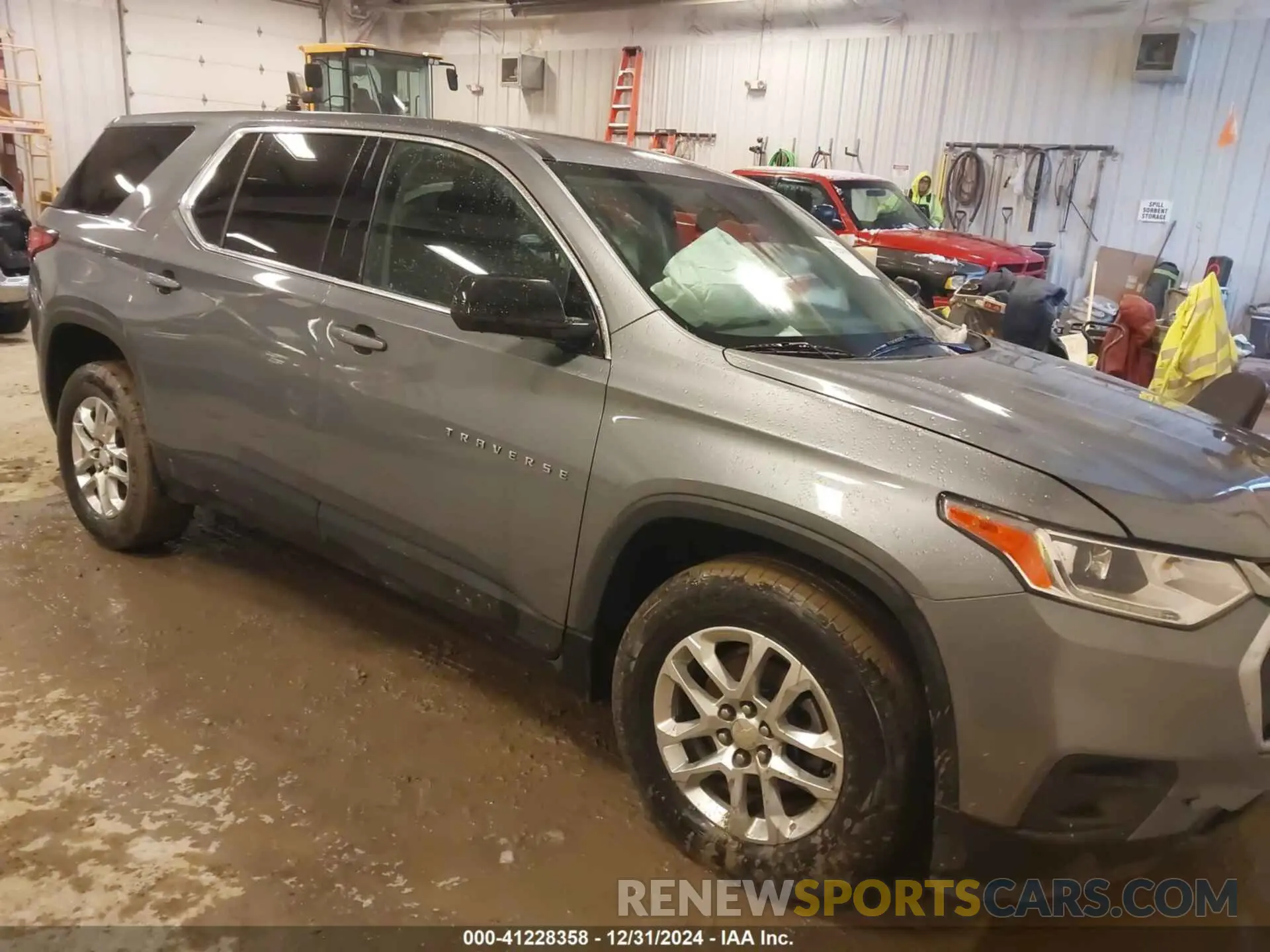 1 Photograph of a damaged car 1GNERFKW9LJ261715 CHEVROLET TRAVERSE 2020