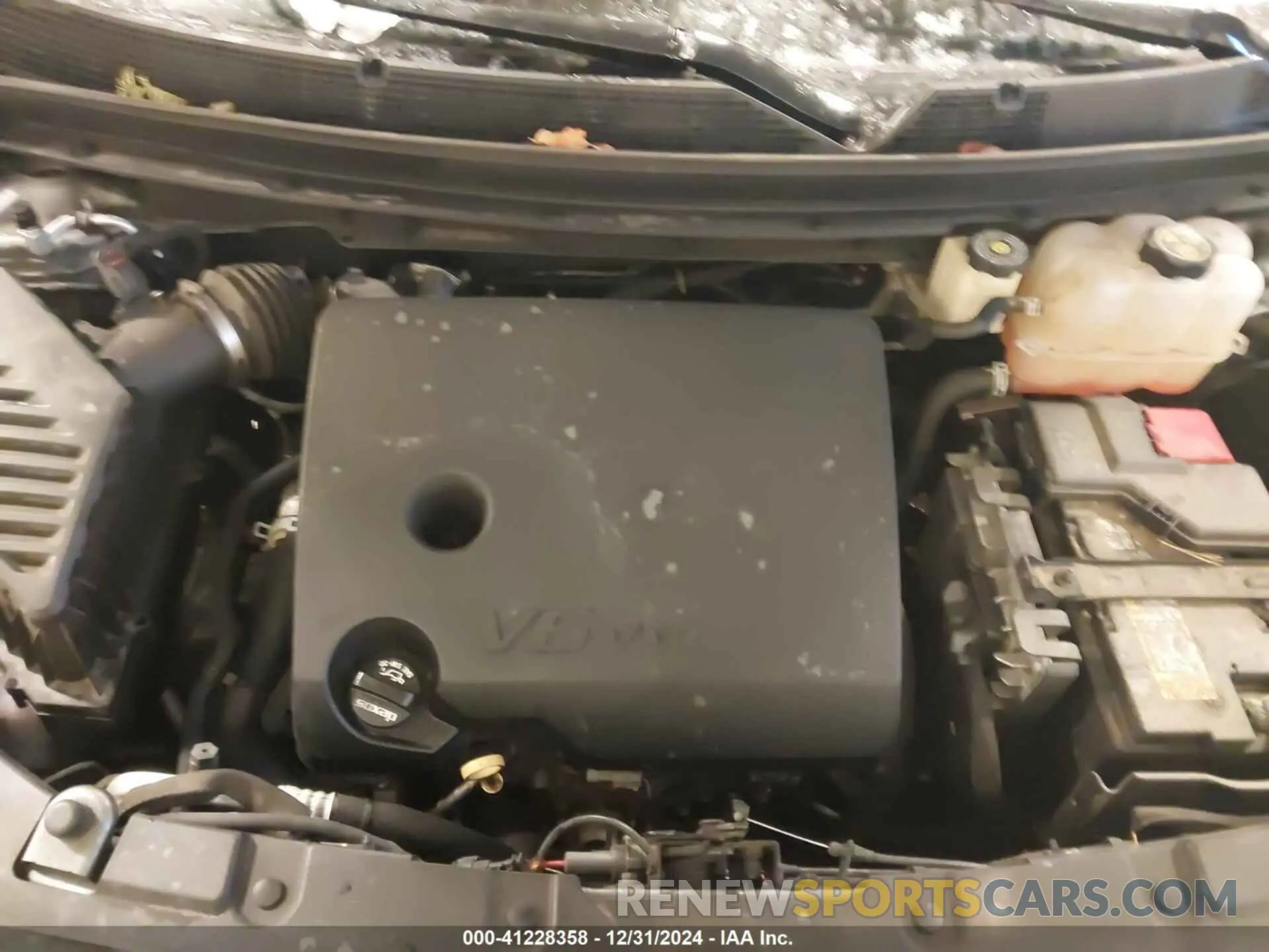 10 Photograph of a damaged car 1GNERFKW9LJ261715 CHEVROLET TRAVERSE 2020