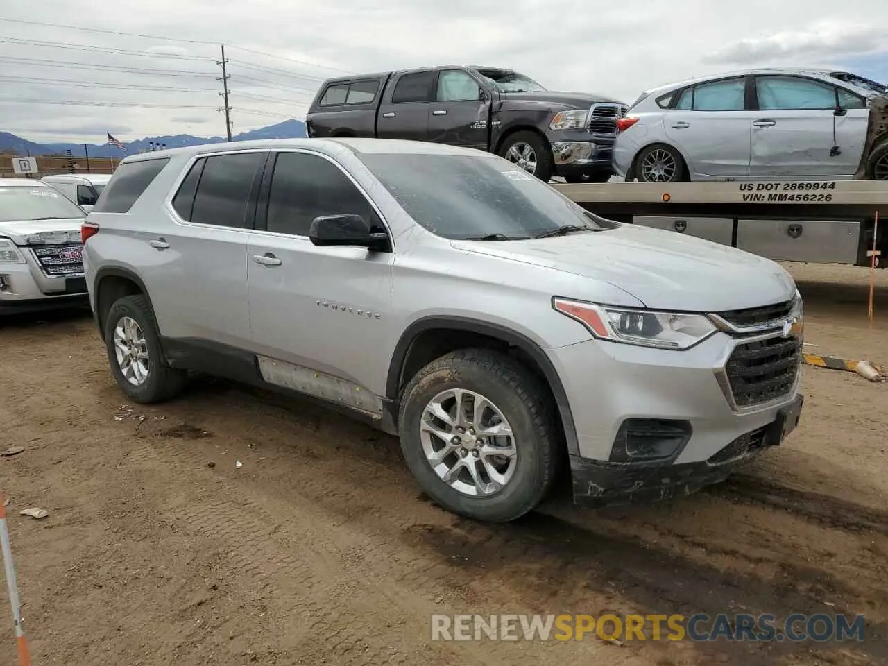 4 Photograph of a damaged car 1GNERFKW9LJ275842 CHEVROLET TRAVERSE 2020