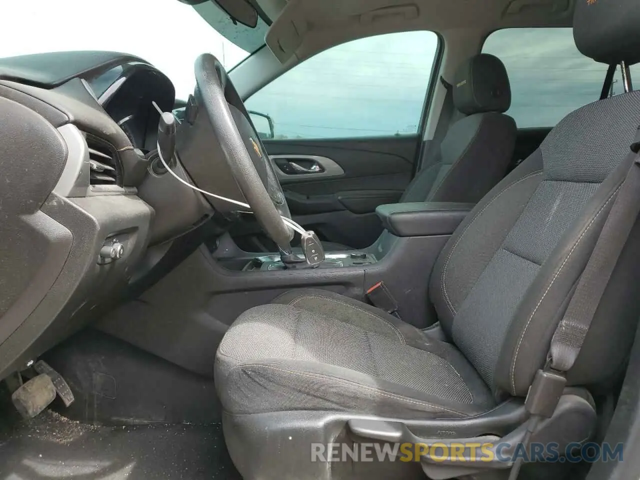 7 Photograph of a damaged car 1GNERFKW9LJ275842 CHEVROLET TRAVERSE 2020
