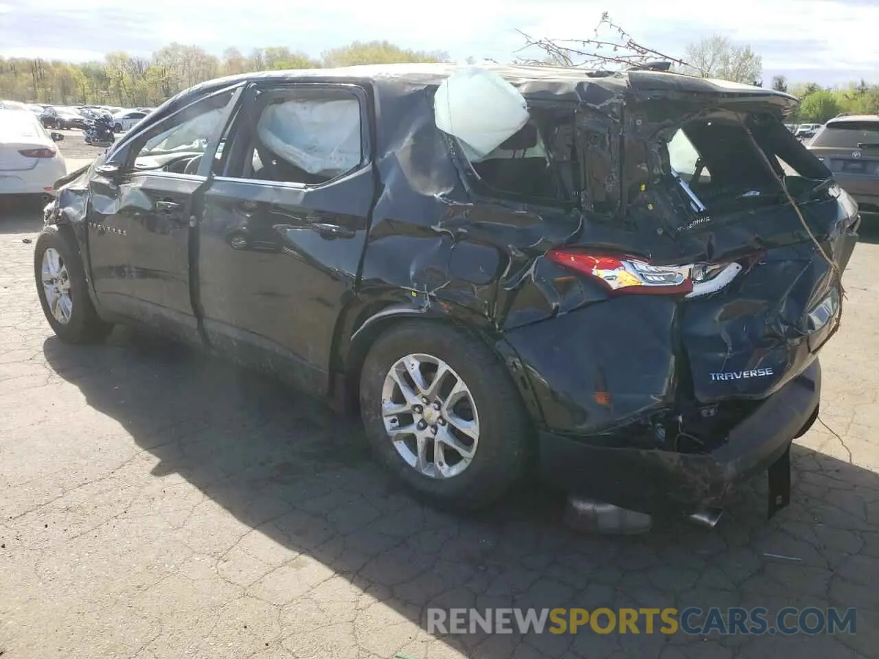 2 Photograph of a damaged car 1GNERFKWXLJ120202 CHEVROLET TRAVERSE 2020