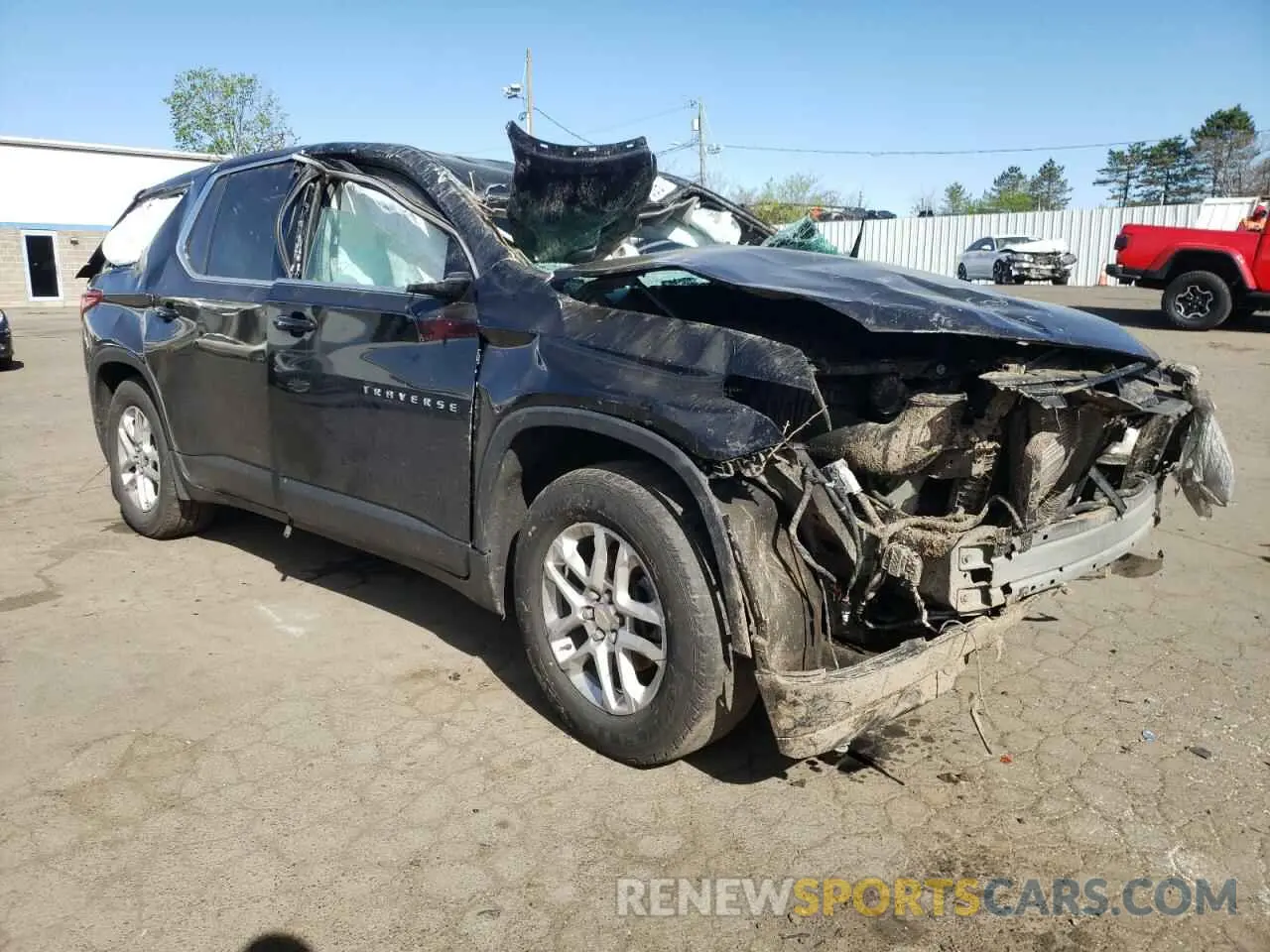 4 Photograph of a damaged car 1GNERFKWXLJ120202 CHEVROLET TRAVERSE 2020