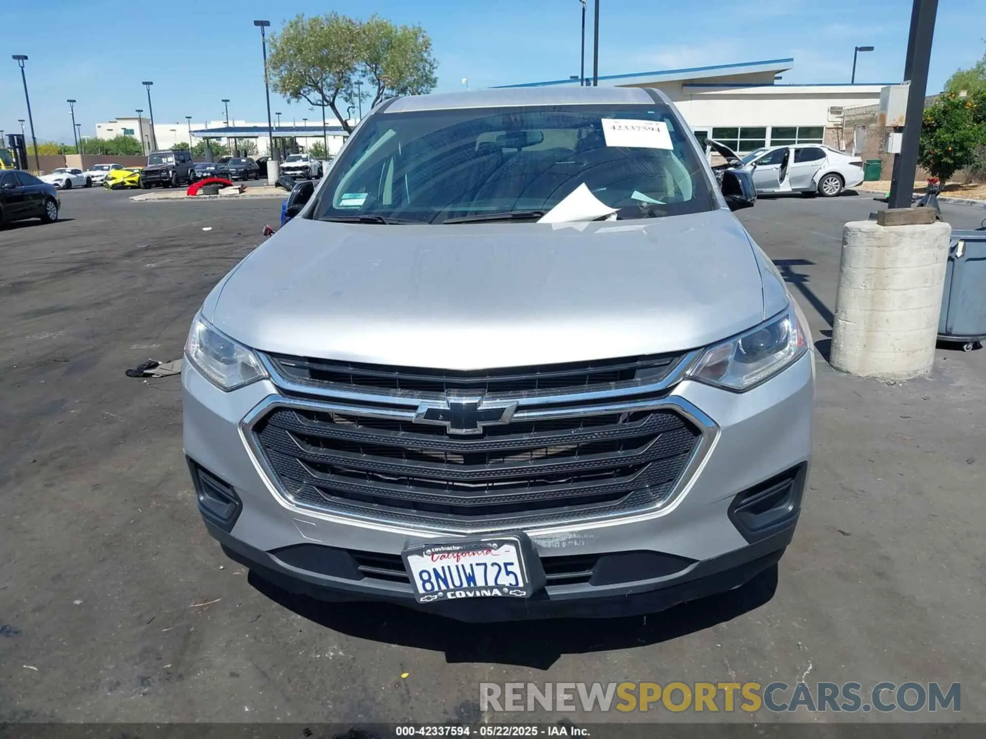 13 Photograph of a damaged car 1GNERFKWXLJ185261 CHEVROLET TRAVERSE 2020