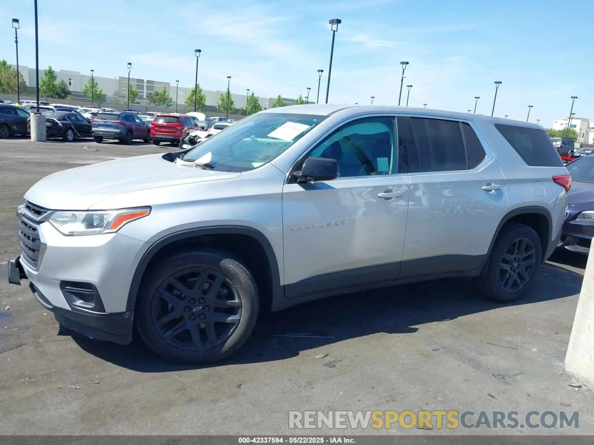 15 Photograph of a damaged car 1GNERFKWXLJ185261 CHEVROLET TRAVERSE 2020