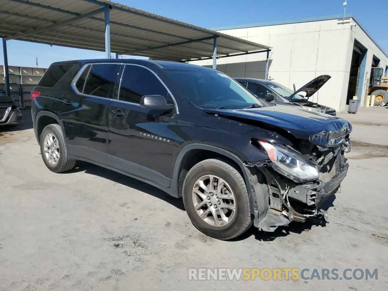 4 Photograph of a damaged car 1GNERFKWXLJ201717 CHEVROLET TRAVERSE 2020