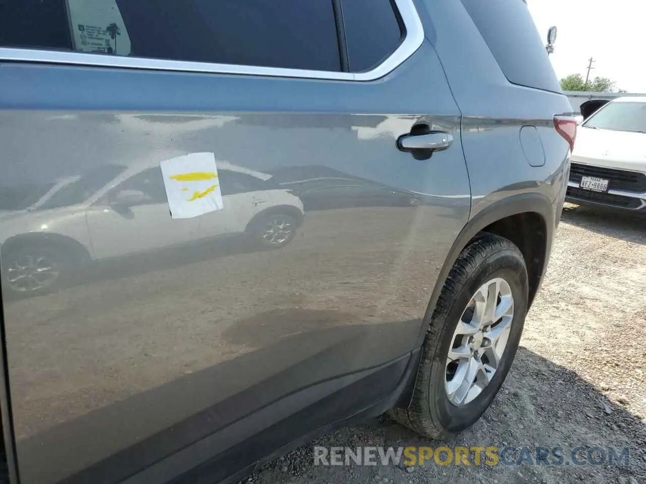13 Photograph of a damaged car 1GNERFKWXLJ245930 CHEVROLET TRAVERSE 2020