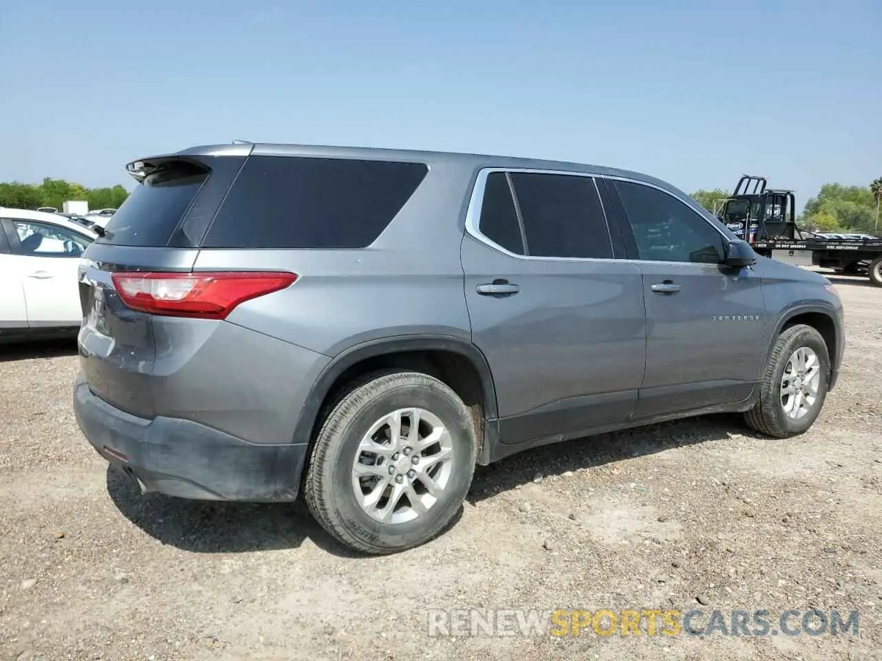 3 Photograph of a damaged car 1GNERFKWXLJ245930 CHEVROLET TRAVERSE 2020