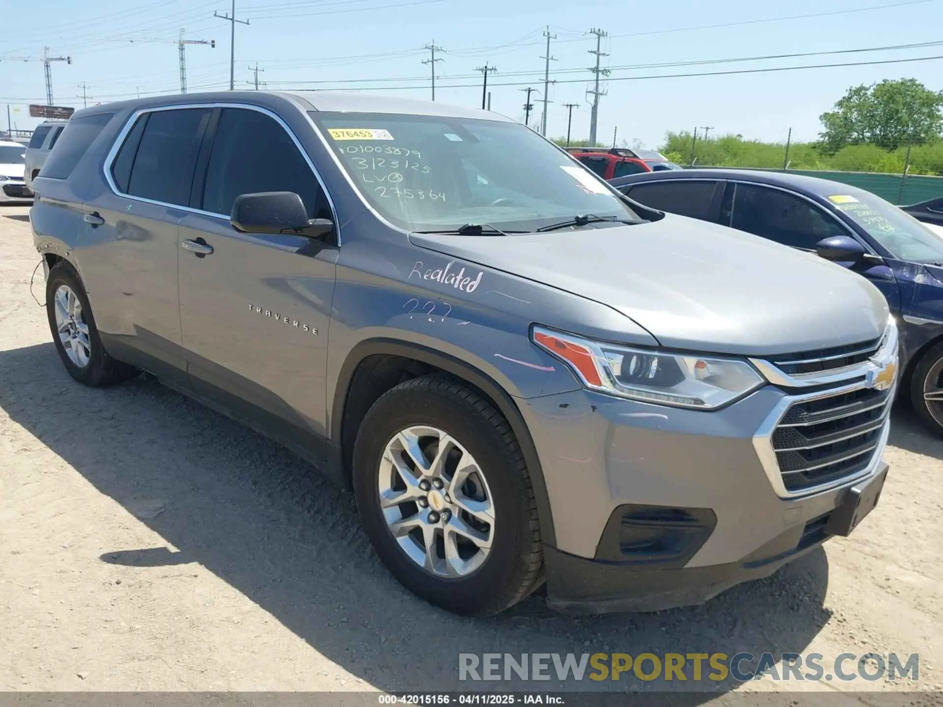 1 Photograph of a damaged car 1GNERFKWXLJ275364 CHEVROLET TRAVERSE 2020