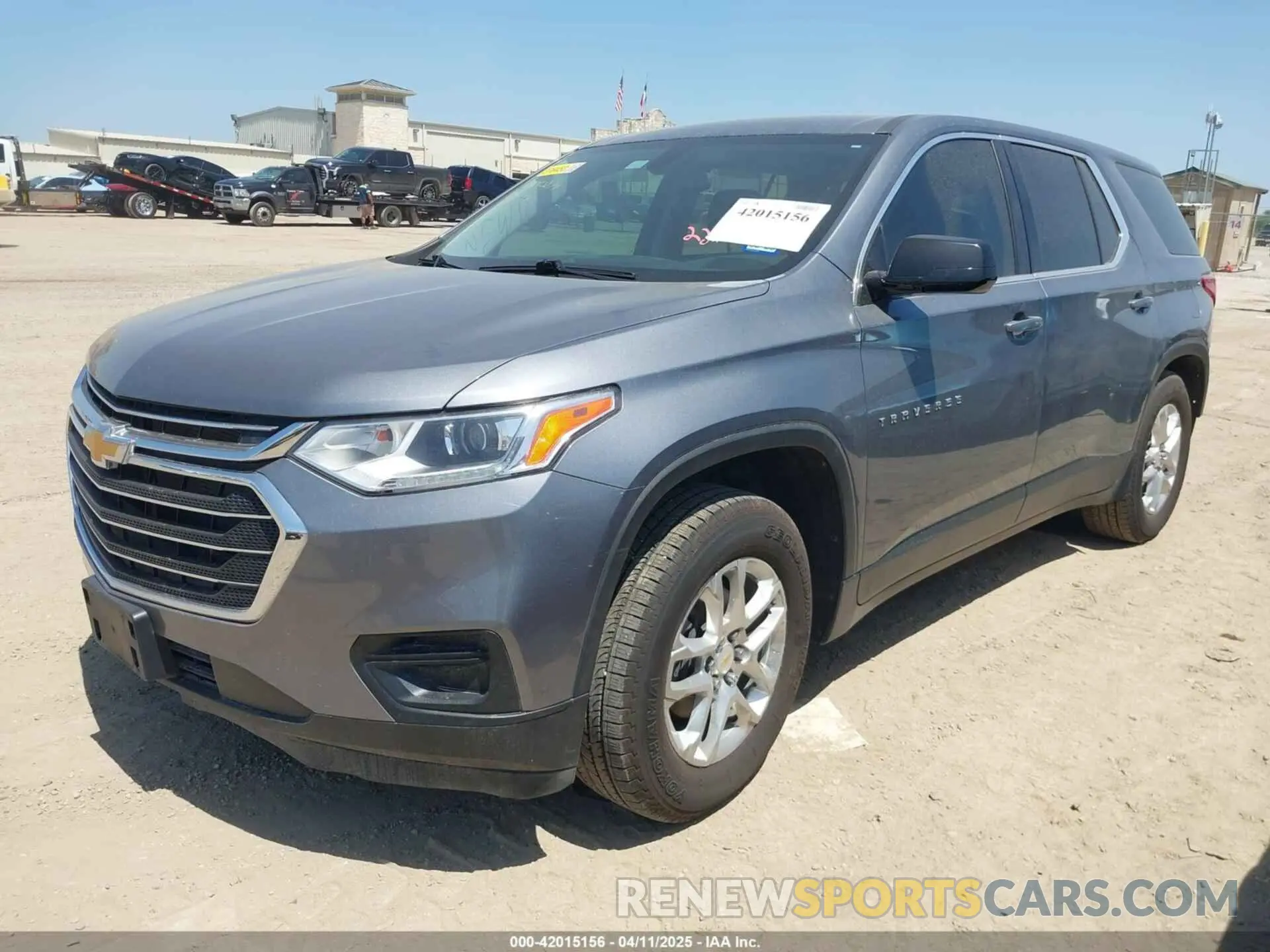 2 Photograph of a damaged car 1GNERFKWXLJ275364 CHEVROLET TRAVERSE 2020
