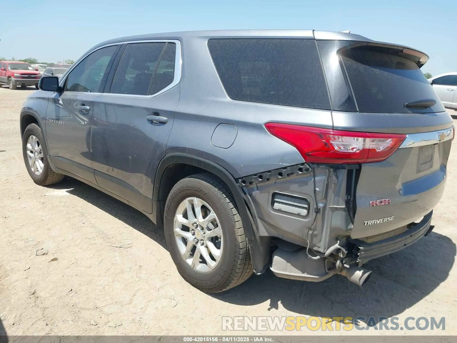 3 Photograph of a damaged car 1GNERFKWXLJ275364 CHEVROLET TRAVERSE 2020