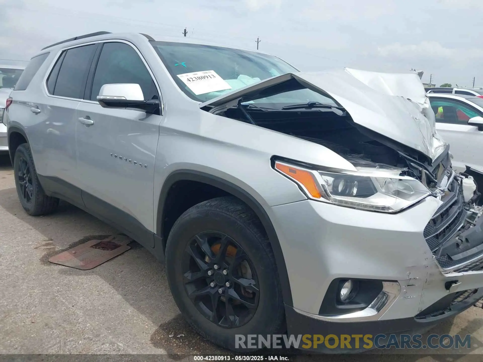 1 Photograph of a damaged car 1GNERGKW0LJ101728 CHEVROLET TRAVERSE 2020