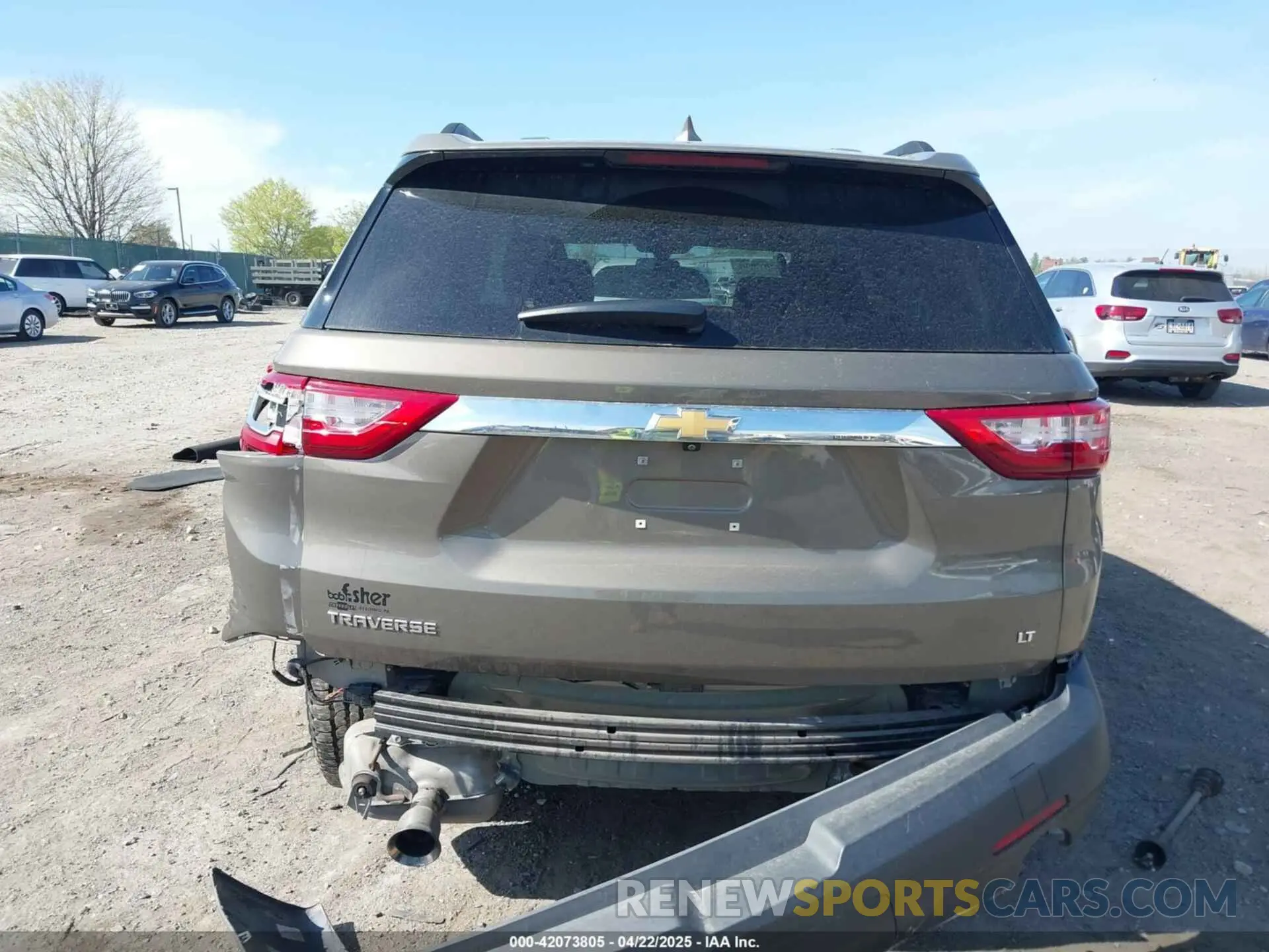 15 Photograph of a damaged car 1GNERGKW0LJ127696 CHEVROLET TRAVERSE 2020