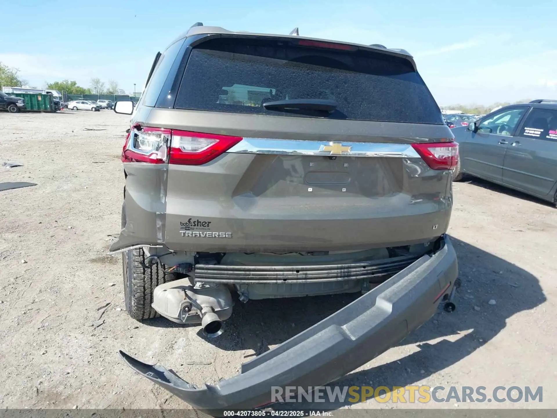 6 Photograph of a damaged car 1GNERGKW0LJ127696 CHEVROLET TRAVERSE 2020