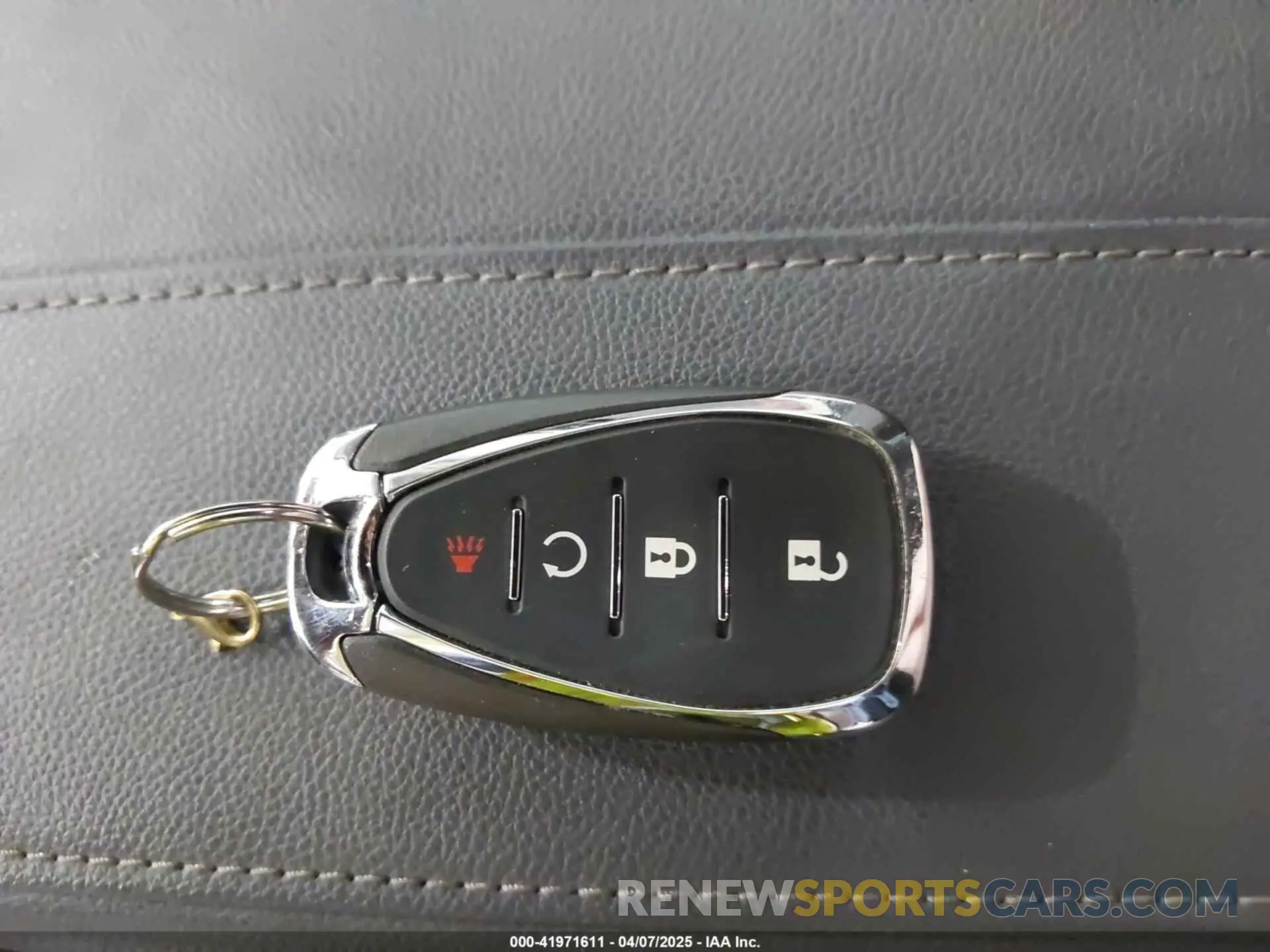 11 Photograph of a damaged car 1GNERGKW0LJ132610 CHEVROLET TRAVERSE 2020