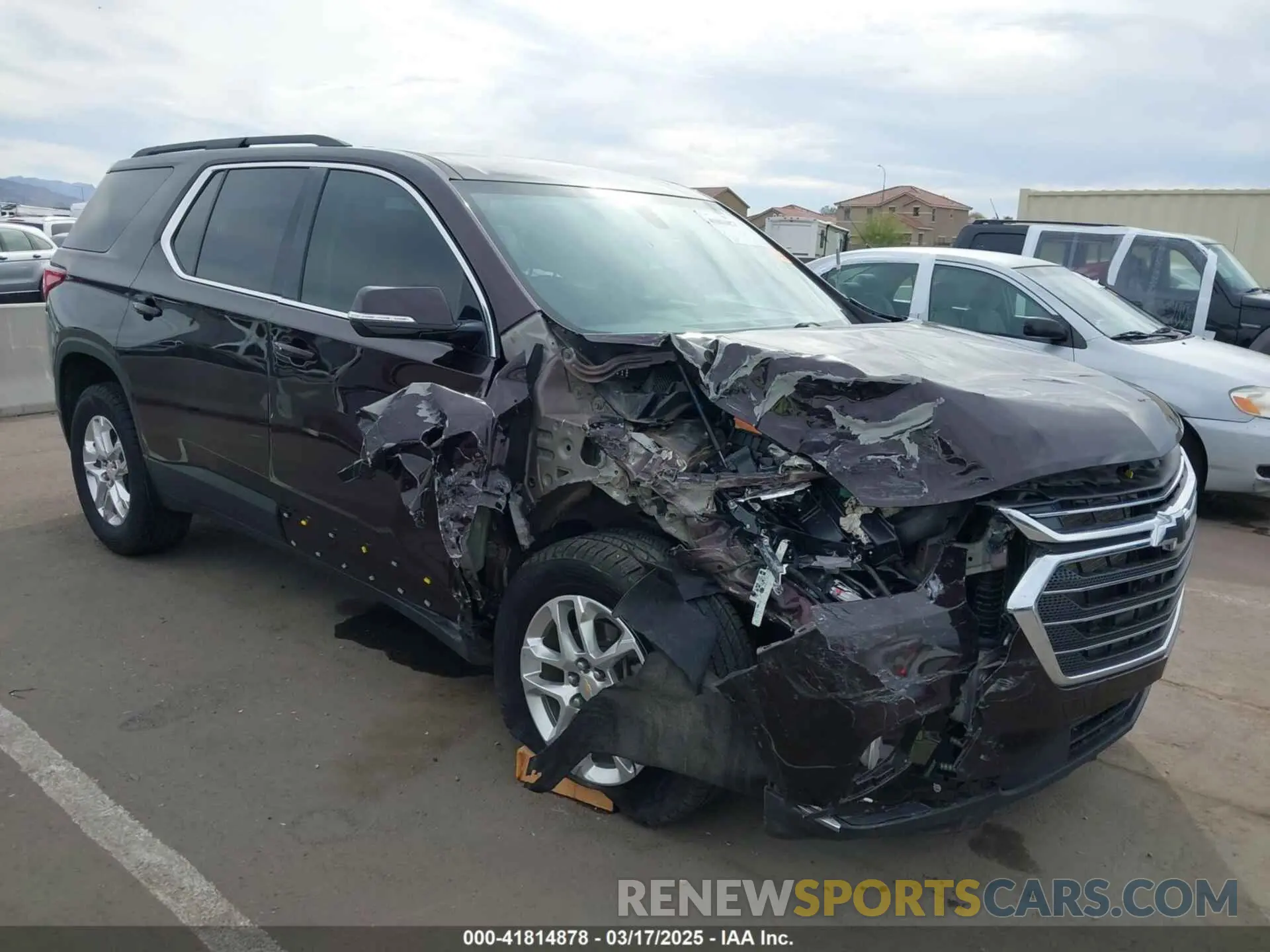 1 Photograph of a damaged car 1GNERGKW0LJ200372 CHEVROLET TRAVERSE 2020