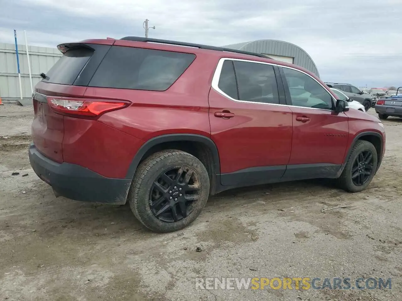 3 Photograph of a damaged car 1GNERGKW0LJ265609 CHEVROLET TRAVERSE 2020